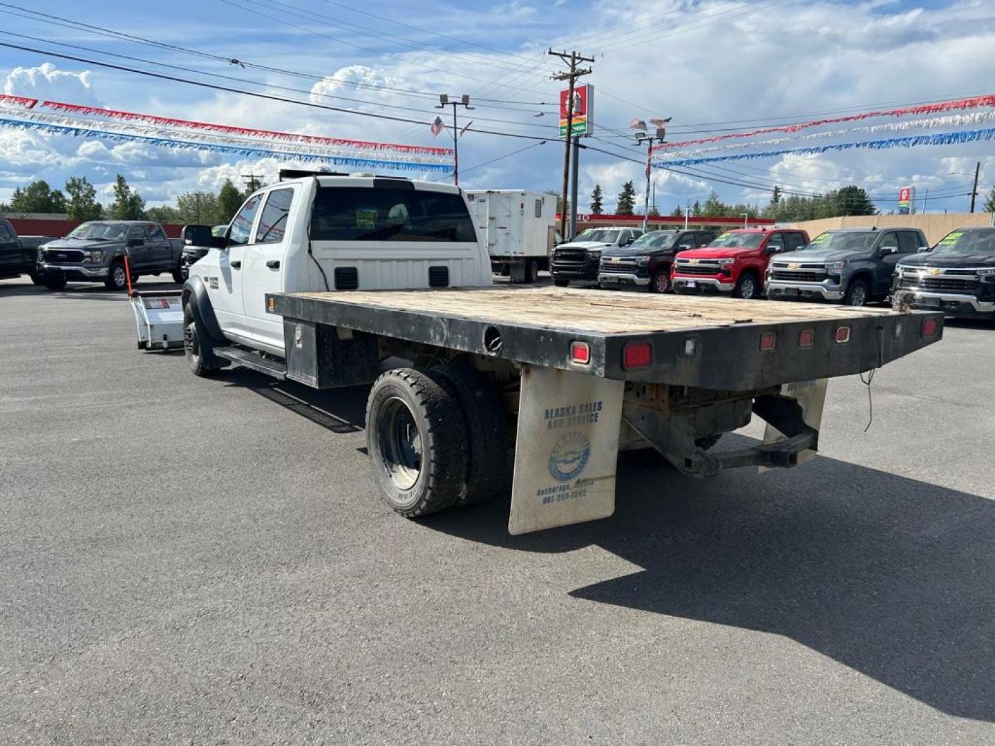2015 WHITE RAM 5500 FLTBD PLOW (3C7WRNFJ3FG) with an 6.4L engine, Automatic transmission, located at 2525 S. Cushman, Fairbanks, AK, 99701, (907) 452-5707, 64.824036, -147.712311- Photo#3