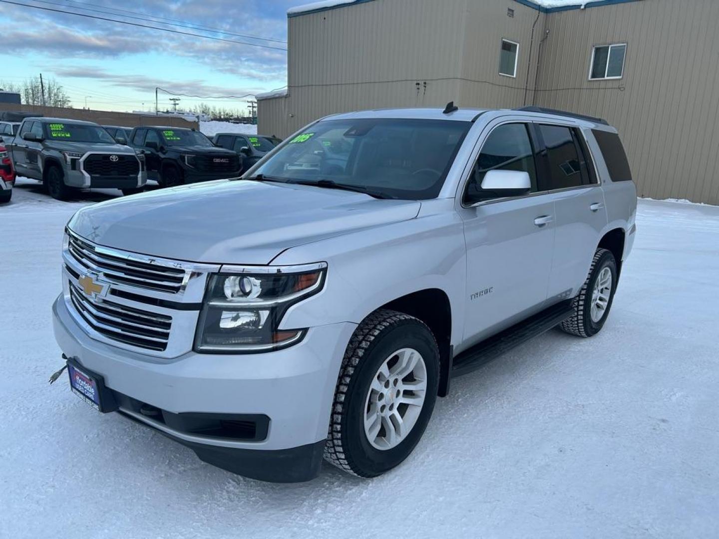 2015 SILVER CHEVROLET TAHOE LT 1500 LT (1GNSKBKC0FR) with an 5.3L engine, Automatic transmission, located at 2525 S. Cushman, Fairbanks, AK, 99701, (907) 452-5707, 64.824036, -147.712311 - Photo#0