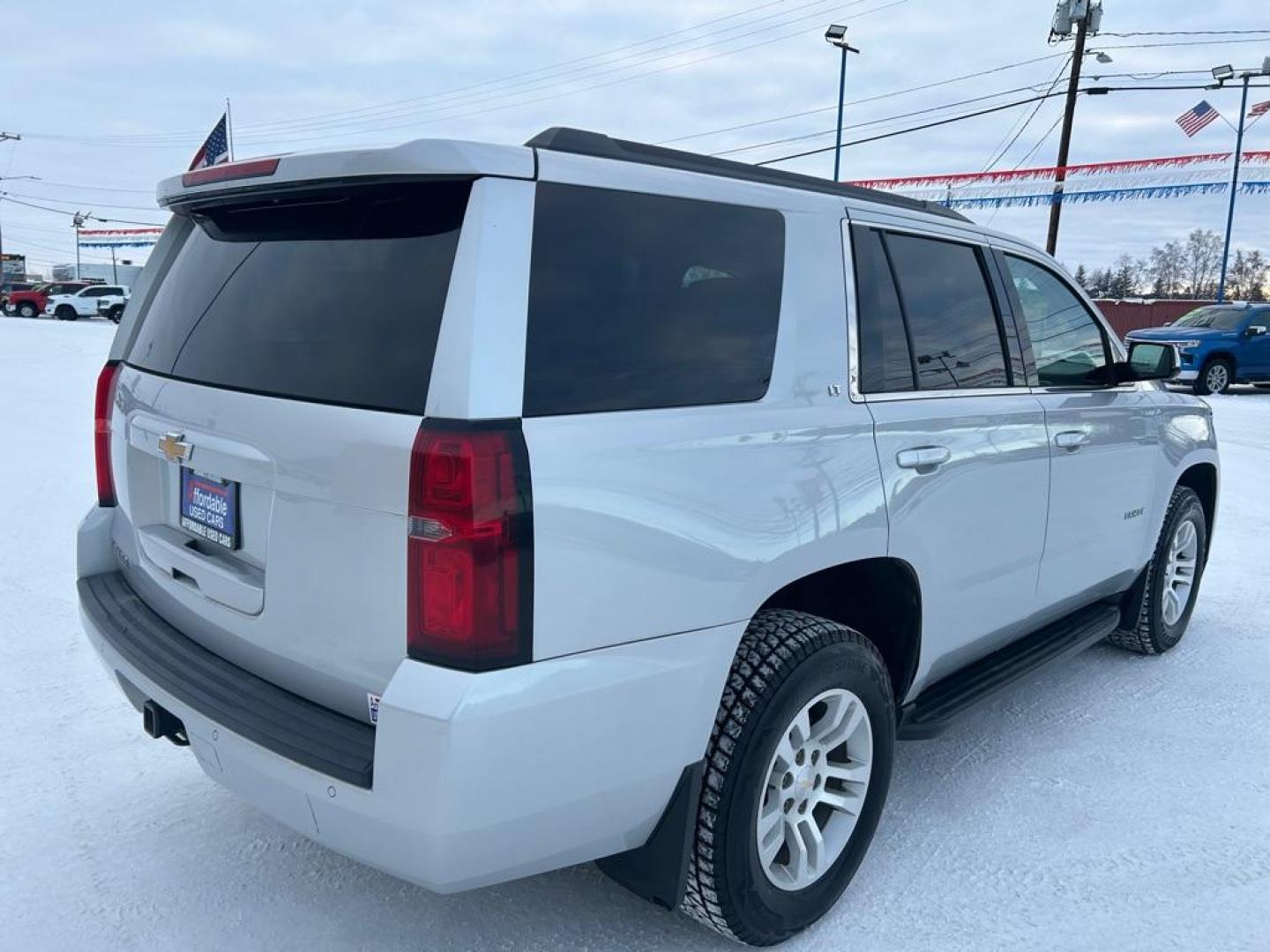 2015 SILVER CHEVROLET TAHOE LT 1500 LT (1GNSKBKC0FR) with an 5.3L engine, Automatic transmission, located at 2525 S. Cushman, Fairbanks, AK, 99701, (907) 452-5707, 64.824036, -147.712311 - Photo#2