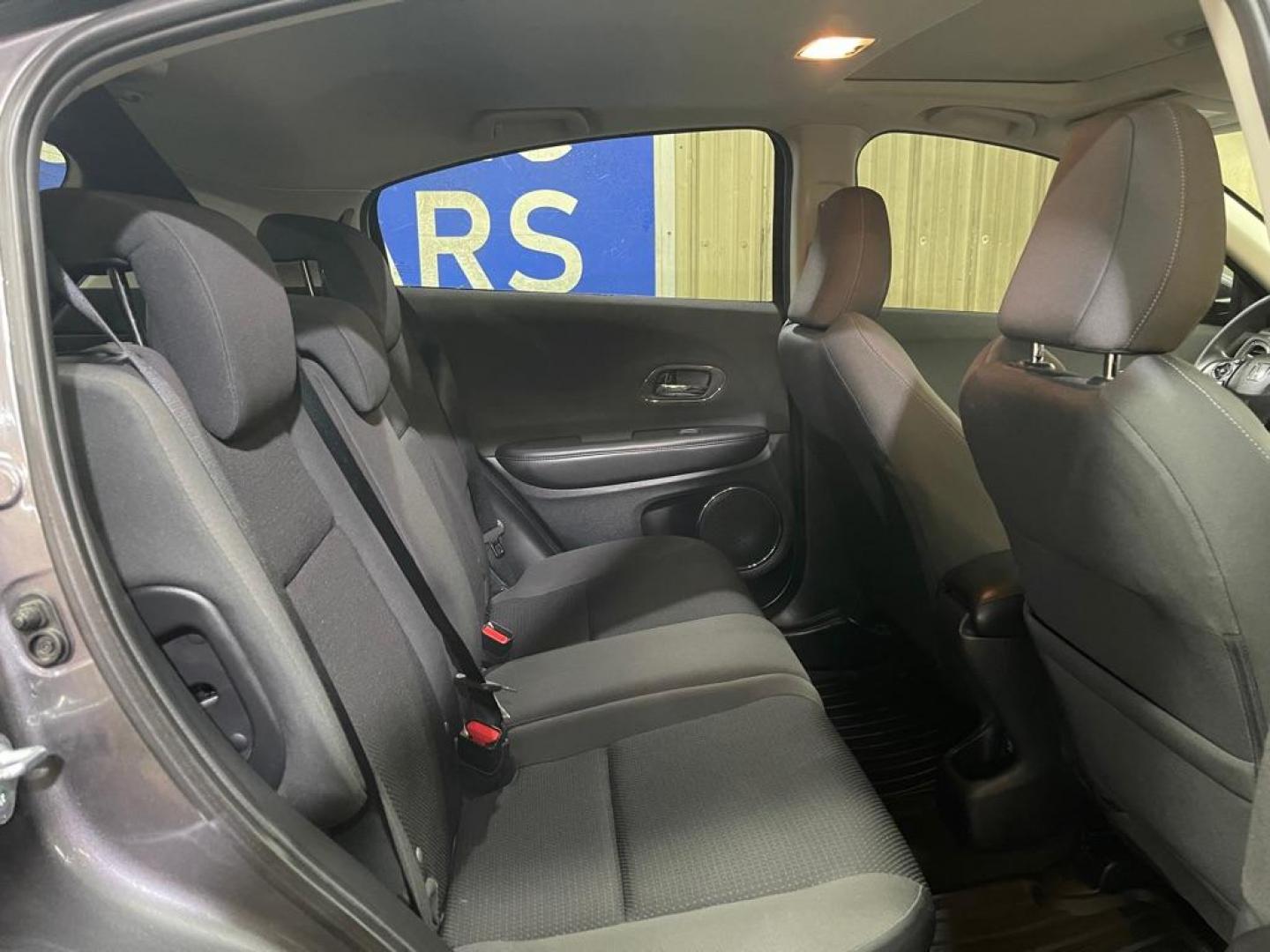 2022 GRAY HONDA HR-V EX (3CZRU5H59NM) with an 1.8L engine, Automatic transmission, located at 2525 S. Cushman, Fairbanks, AK, 99701, (907) 452-5707, 64.824036, -147.712311 - Photo#4