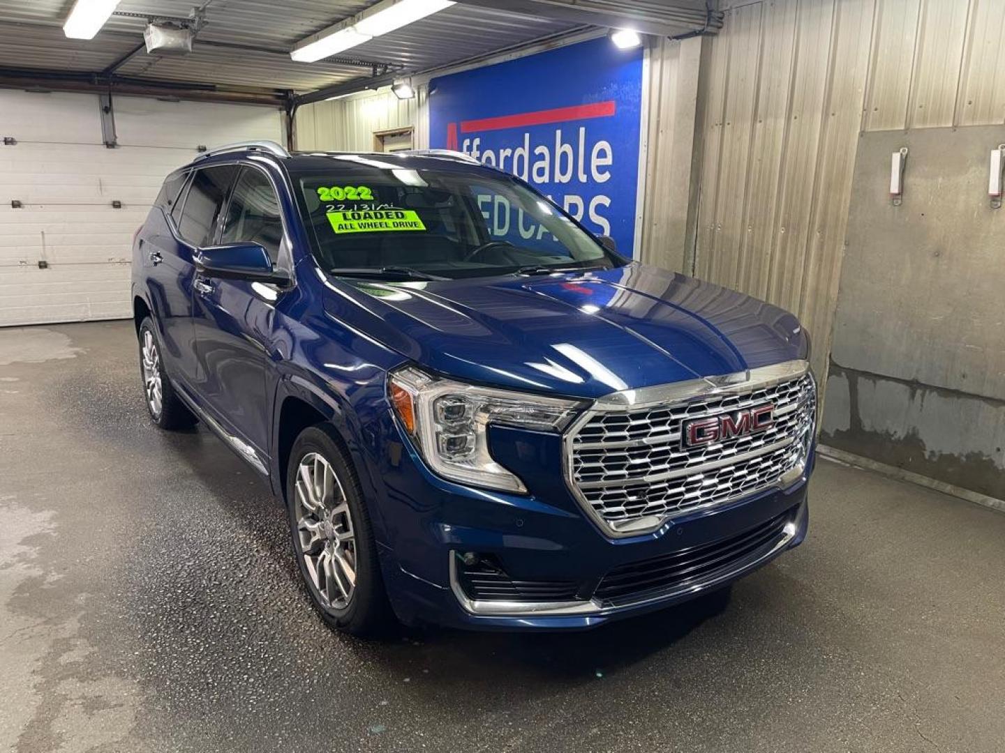 2022 BLUE GMC TERRAIN DENALI (3GKALXEV6NL) with an 1.5L engine, Automatic transmission, located at 2525 S. Cushman, Fairbanks, AK, 99701, (907) 452-5707, 64.824036, -147.712311 - Photo#0