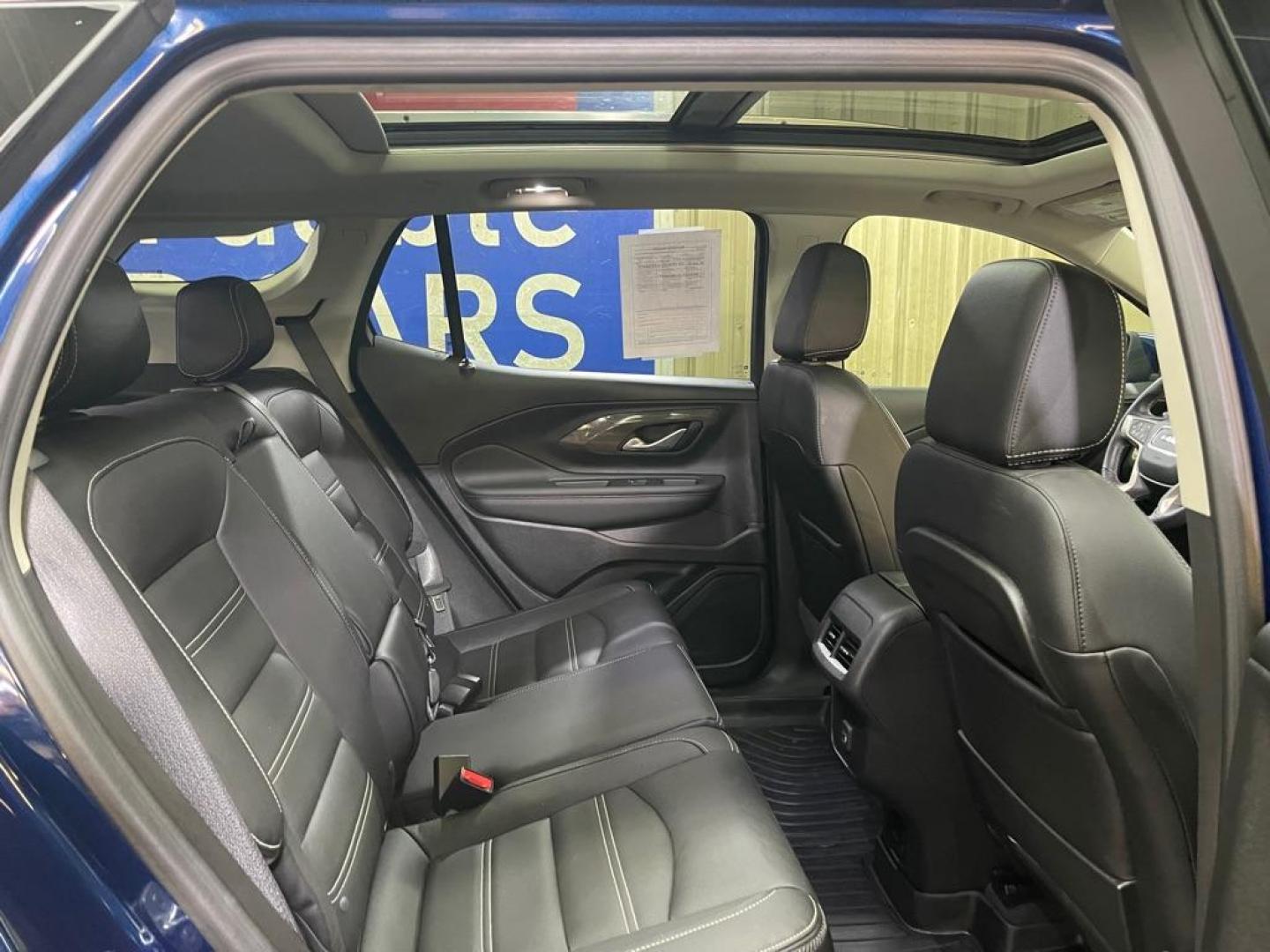 2022 BLUE GMC TERRAIN DENALI (3GKALXEV6NL) with an 1.5L engine, Automatic transmission, located at 2525 S. Cushman, Fairbanks, AK, 99701, (907) 452-5707, 64.824036, -147.712311 - Photo#4