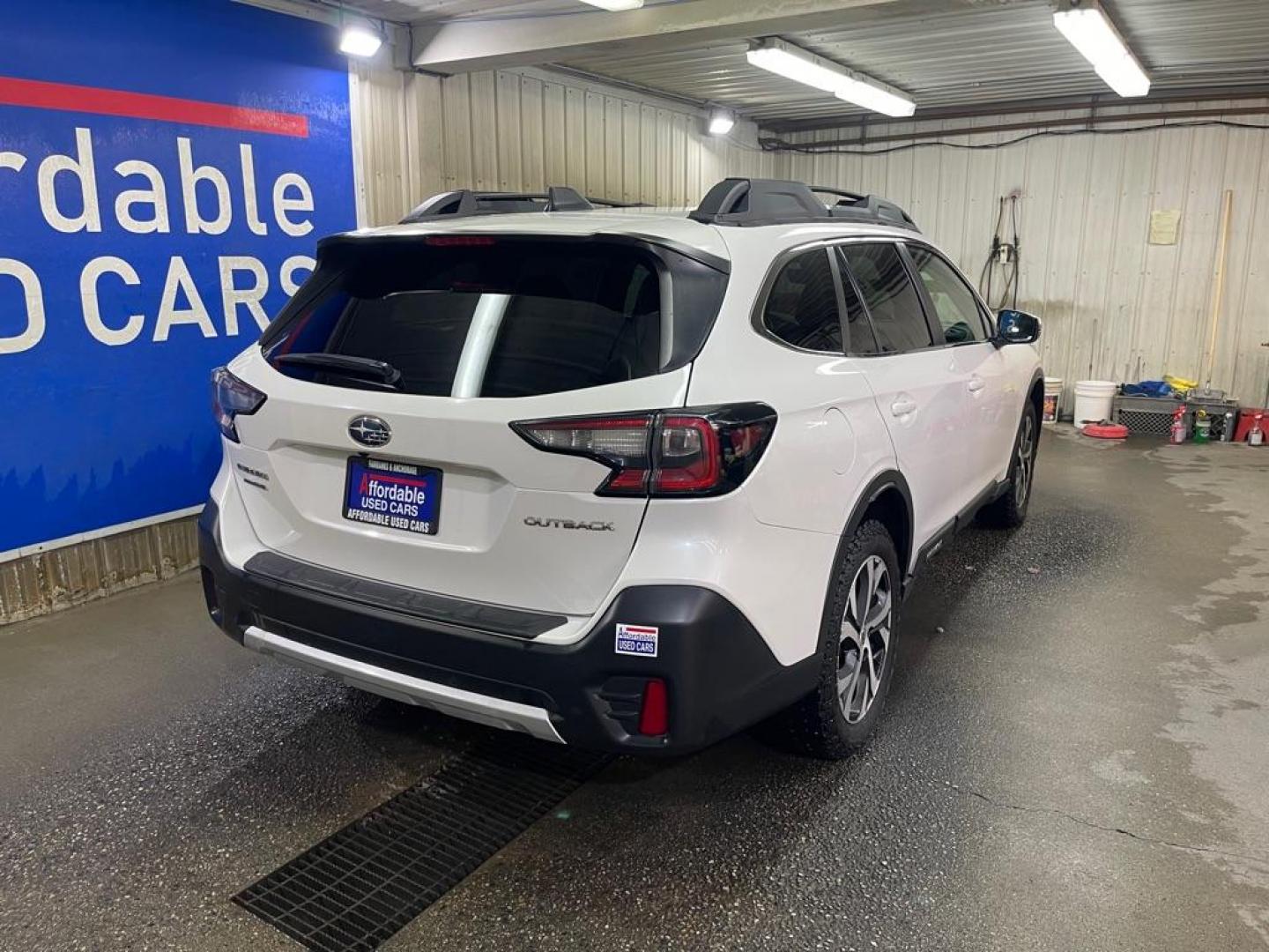 2021 WHITE SUBARU OUTBACK LIMITED (4S4BTAMC8M3) with an 2.5L engine, Continuously Variable transmission, located at 2525 S. Cushman, Fairbanks, AK, 99701, (907) 452-5707, 64.824036, -147.712311 - Photo#2