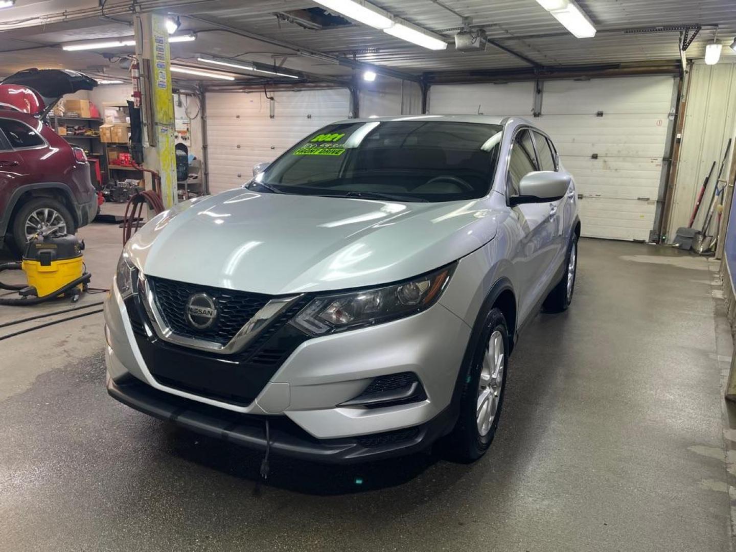 2021 SILVER NISSAN ROGUE SPORT S (JN1BJ1AV8MW) with an 2.0L engine, Continuously Variable transmission, located at 2525 S. Cushman, Fairbanks, AK, 99701, (907) 452-5707, 64.824036, -147.712311 - Photo#1