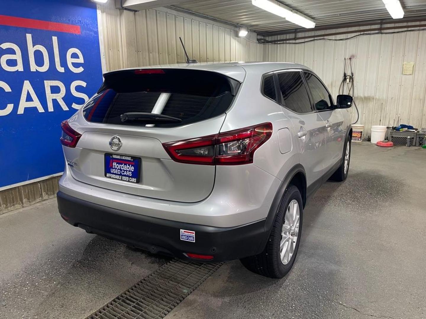 2021 SILVER NISSAN ROGUE SPORT S (JN1BJ1AV8MW) with an 2.0L engine, Continuously Variable transmission, located at 2525 S. Cushman, Fairbanks, AK, 99701, (907) 452-5707, 64.824036, -147.712311 - Photo#2