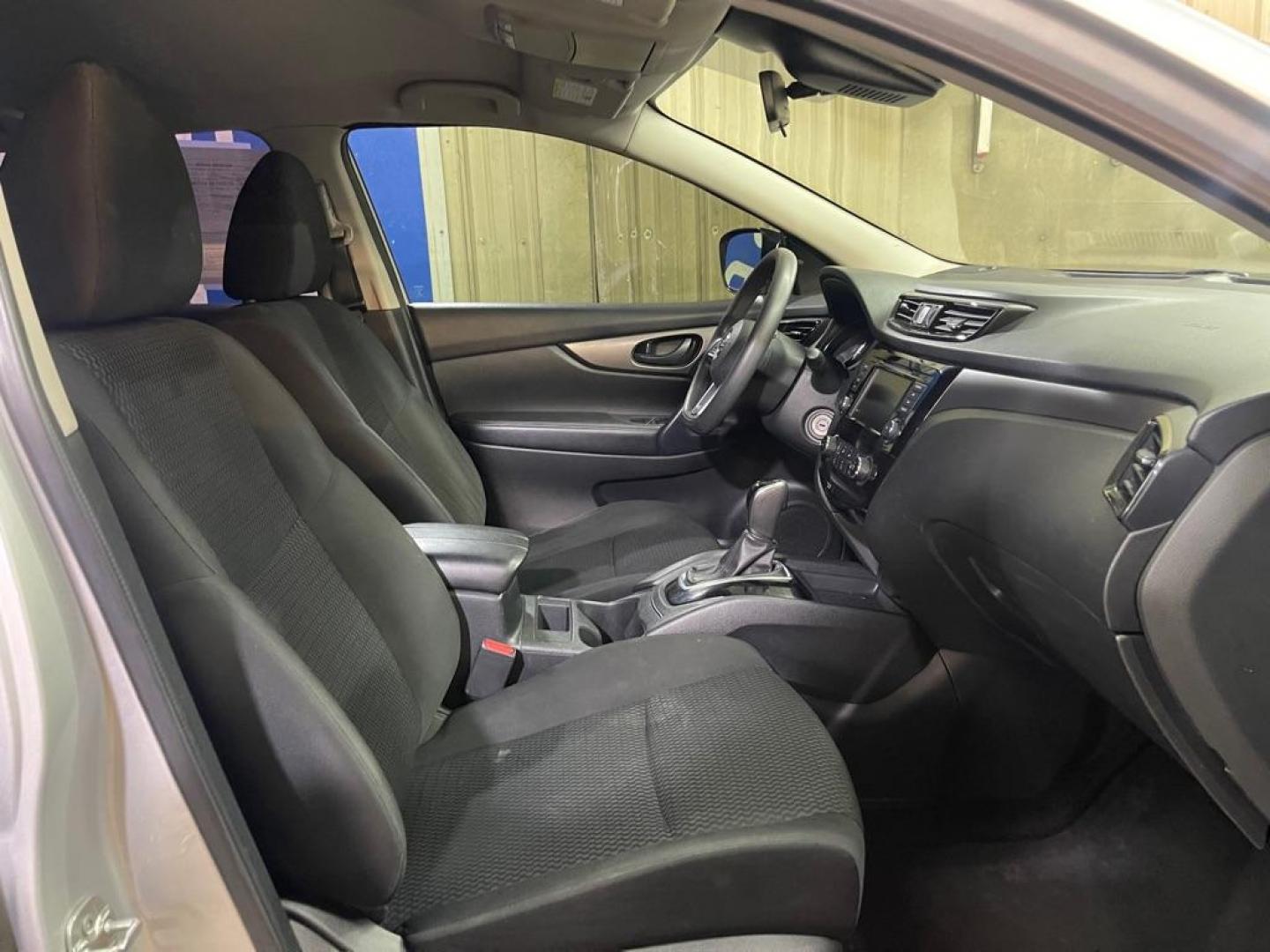 2021 SILVER NISSAN ROGUE SPORT S (JN1BJ1AV8MW) with an 2.0L engine, Continuously Variable transmission, located at 2525 S. Cushman, Fairbanks, AK, 99701, (907) 452-5707, 64.824036, -147.712311 - Photo#3