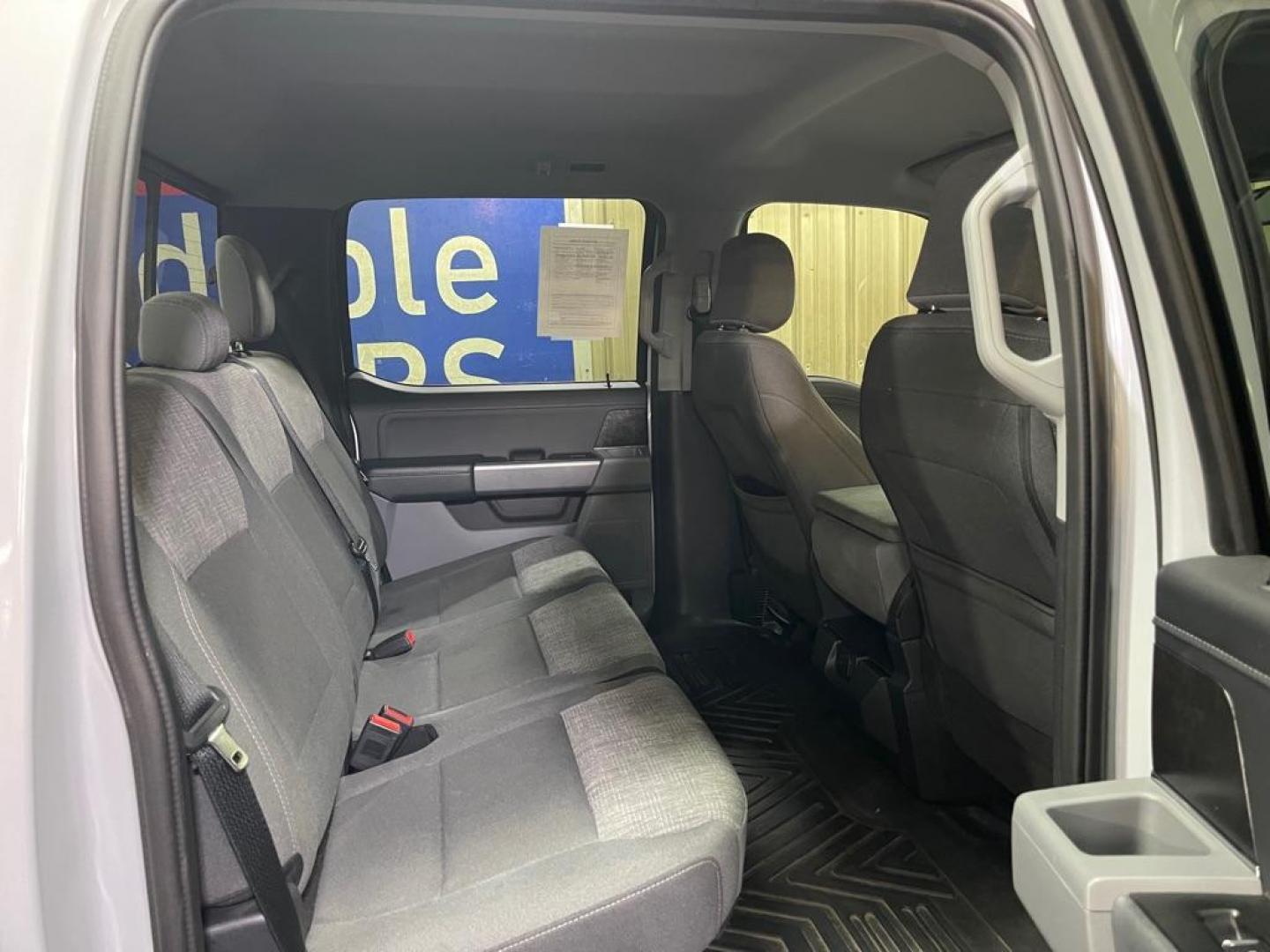 2022 SILVER FORD F150 SUPERCREW (1FTFW1E8XNK) with an 3.5L engine, Automatic transmission, located at 2525 S. Cushman, Fairbanks, AK, 99701, (907) 452-5707, 64.824036, -147.712311 - Photo#4