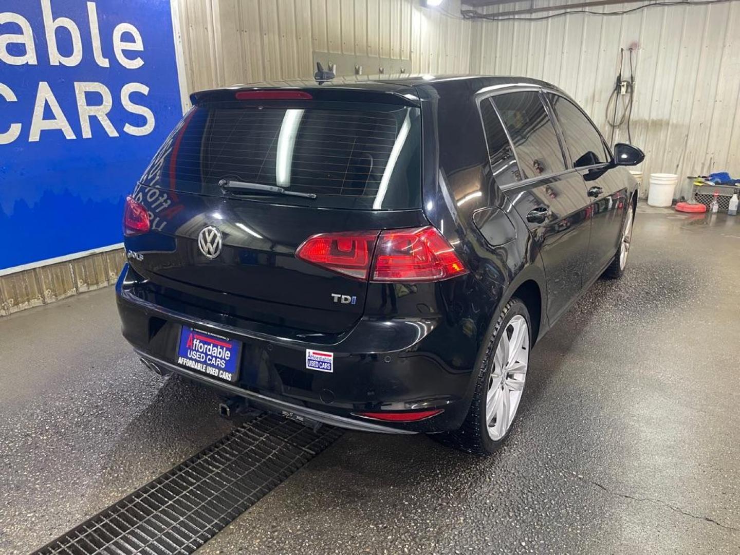 2015 BLACK VOLKSWAGEN GOLF TDI (3VW2A7AU0FM) with an 2L engine, Automatic transmission, located at 2525 S. Cushman, Fairbanks, AK, 99701, (907) 452-5707, 64.824036, -147.712311 - Photo#2
