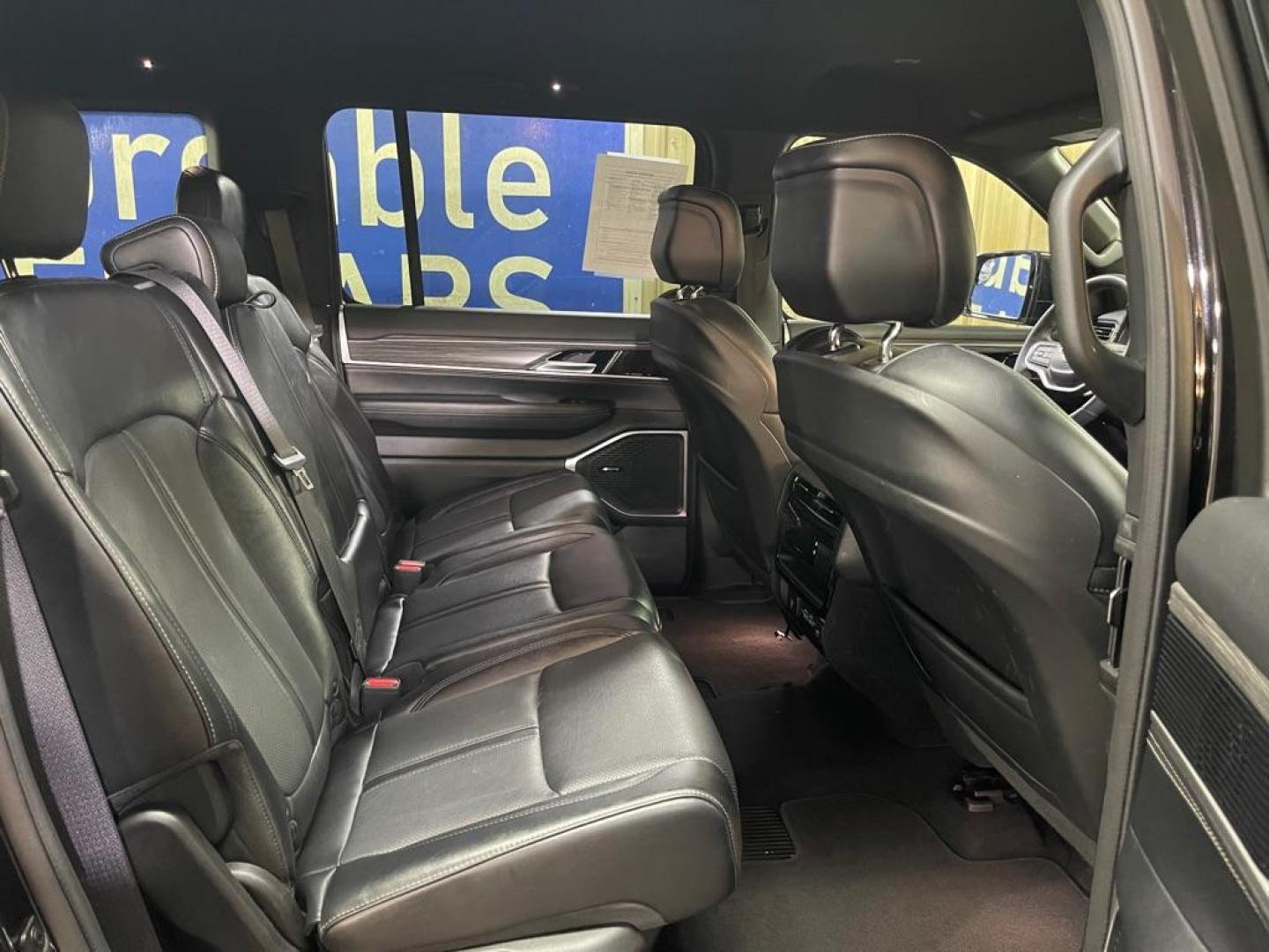 2024 BLACK JEEP WAGONEER SERIES II (1C4SJVBP6RS) with an 3.0L engine, Automatic transmission, located at 2525 S. Cushman, Fairbanks, AK, 99701, (907) 452-5707, 64.824036, -147.712311 - Photo#4