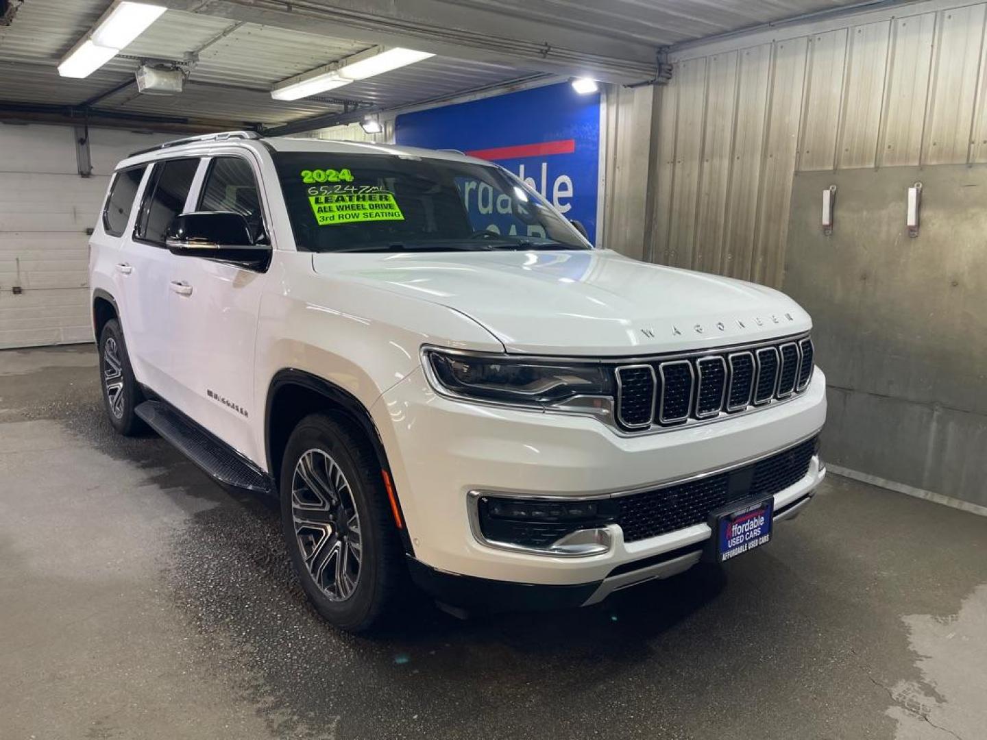 2024 WHITE JEEP WAGONEER SERIES II (1C4SJVBP0RS) with an 3.0L engine, Automatic transmission, located at 2525 S. Cushman, Fairbanks, AK, 99701, (907) 452-5707, 64.824036, -147.712311 - Photo#0