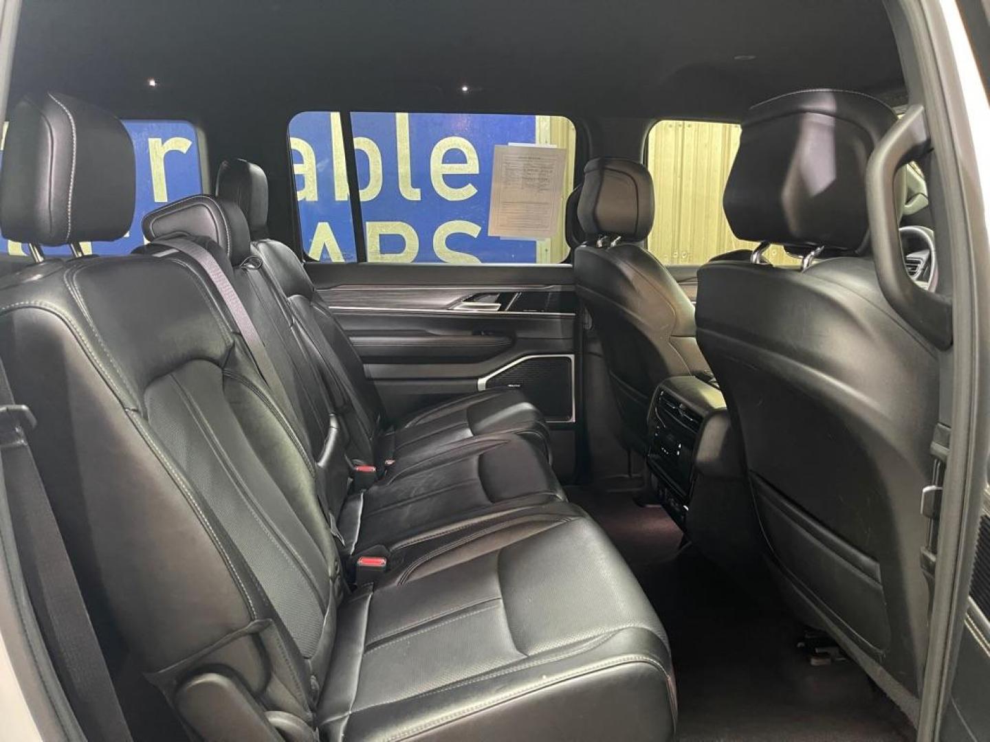 2024 WHITE JEEP WAGONEER SERIES II (1C4SJVBP0RS) with an 3.0L engine, Automatic transmission, located at 2525 S. Cushman, Fairbanks, AK, 99701, (907) 452-5707, 64.824036, -147.712311 - Photo#4