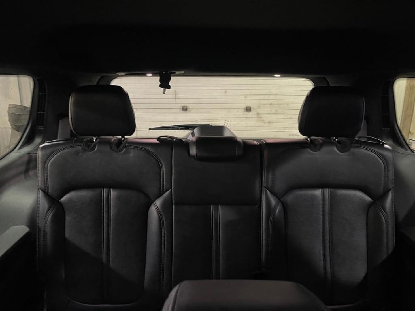 2024 WHITE JEEP WAGONEER SERIES II (1C4SJVBP0RS) with an 3.0L engine, Automatic transmission, located at 2525 S. Cushman, Fairbanks, AK, 99701, (907) 452-5707, 64.824036, -147.712311 - Photo#5