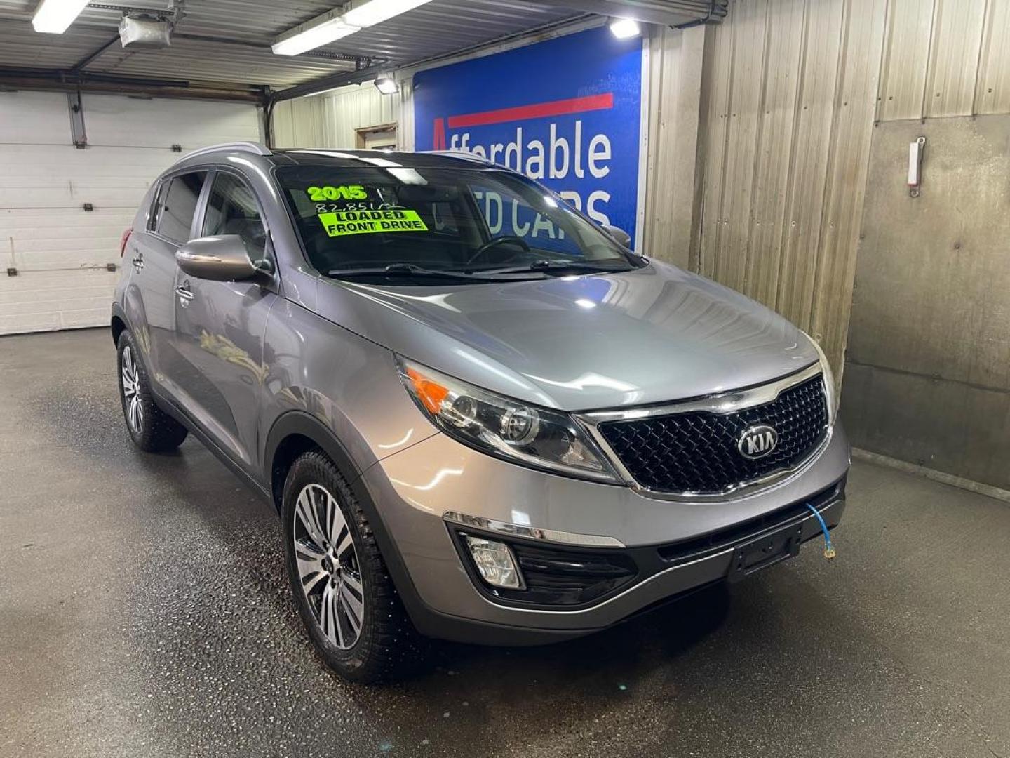 2015 GREY KIA SPORTAGE EX (KNDPC3AC1F7) with an 2.4L engine, Automatic transmission, located at 2525 S. Cushman, Fairbanks, AK, 99701, (907) 452-5707, 64.824036, -147.712311 - Photo#0