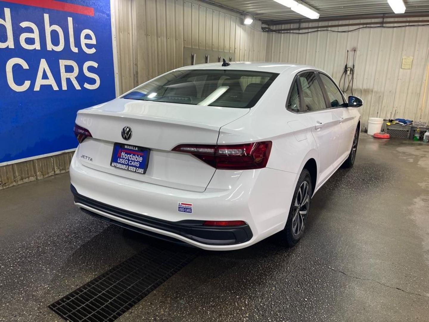 2022 WHITE VOLKSWAGEN JETTA S (3VWCM7BUXNM) with an 1.5L engine, Automatic transmission, located at 2525 S. Cushman, Fairbanks, AK, 99701, (907) 452-5707, 64.824036, -147.712311 - Photo#2