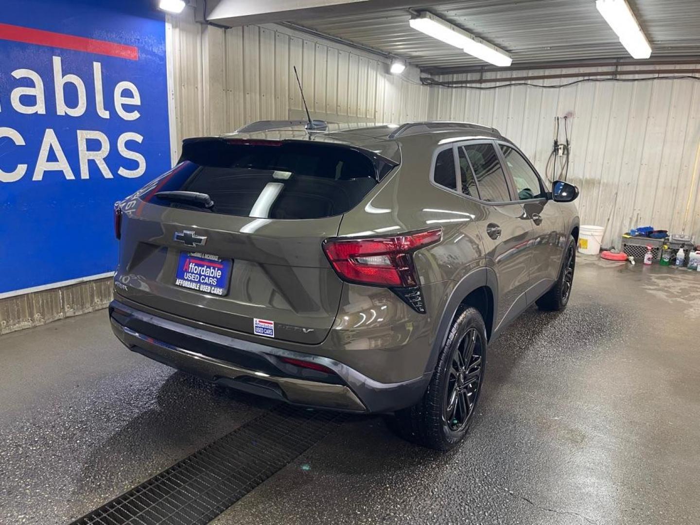 2024 BROWN CHEVROLET TRAX ACTIV (KL77LKE24RC) with an 1.2L engine, Automatic transmission, located at 2525 S. Cushman, Fairbanks, AK, 99701, (907) 452-5707, 64.824036, -147.712311 - Photo#2