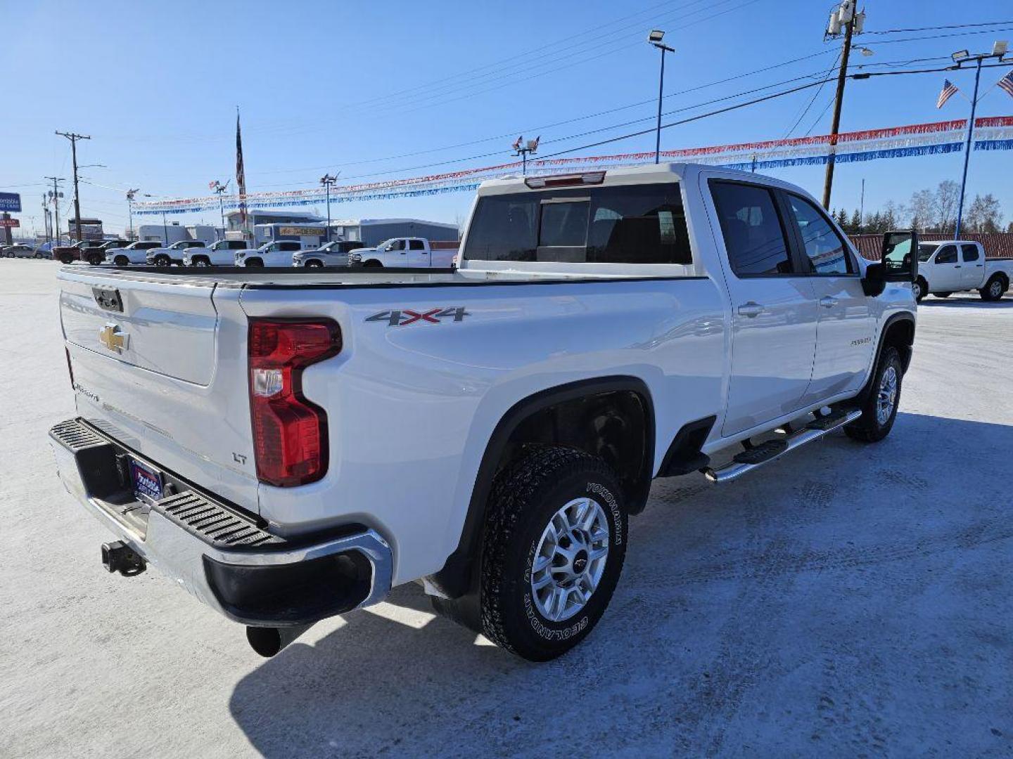 2023 WHITE CHEVROLET SILVERADO 2500 HEAVY DUTY LT (1GC4YNEYXPF) with an 6.6L engine, Automatic transmission, located at 2525 S. Cushman, Fairbanks, AK, 99701, (907) 452-5707, 64.824036, -147.712311 - Photo#1