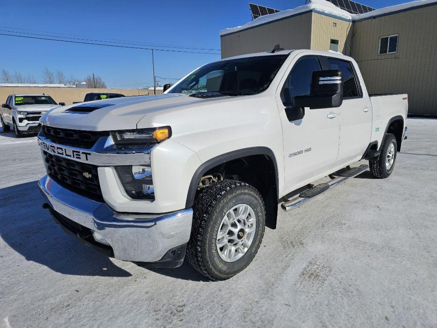 2023 WHITE CHEVROLET SILVERADO 2500 HEAVY DUTY LT (1GC4YNEYXPF) with an 6.6L engine, Automatic transmission, located at 2525 S. Cushman, Fairbanks, AK, 99701, (907) 452-5707, 64.824036, -147.712311 - Photo#5