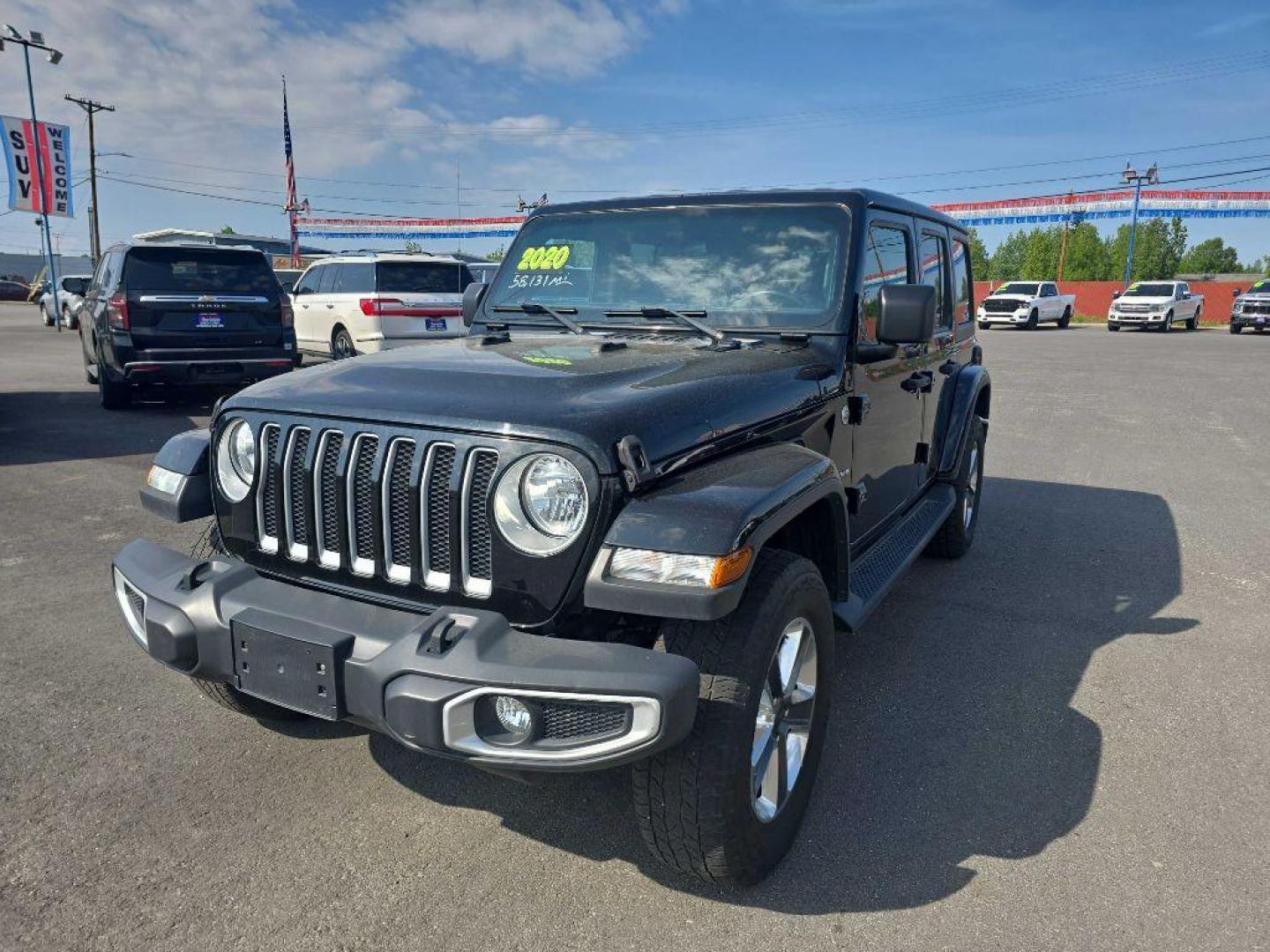 2020 BLACK JEEP WRANGLER UNLIMI SAHARA (1C4HJXEN4LW) with an 2.0L engine, Automatic transmission, located at 2525 S. Cushman, Fairbanks, AK, 99701, (907) 452-5707, 64.824036, -147.712311- Photo#0