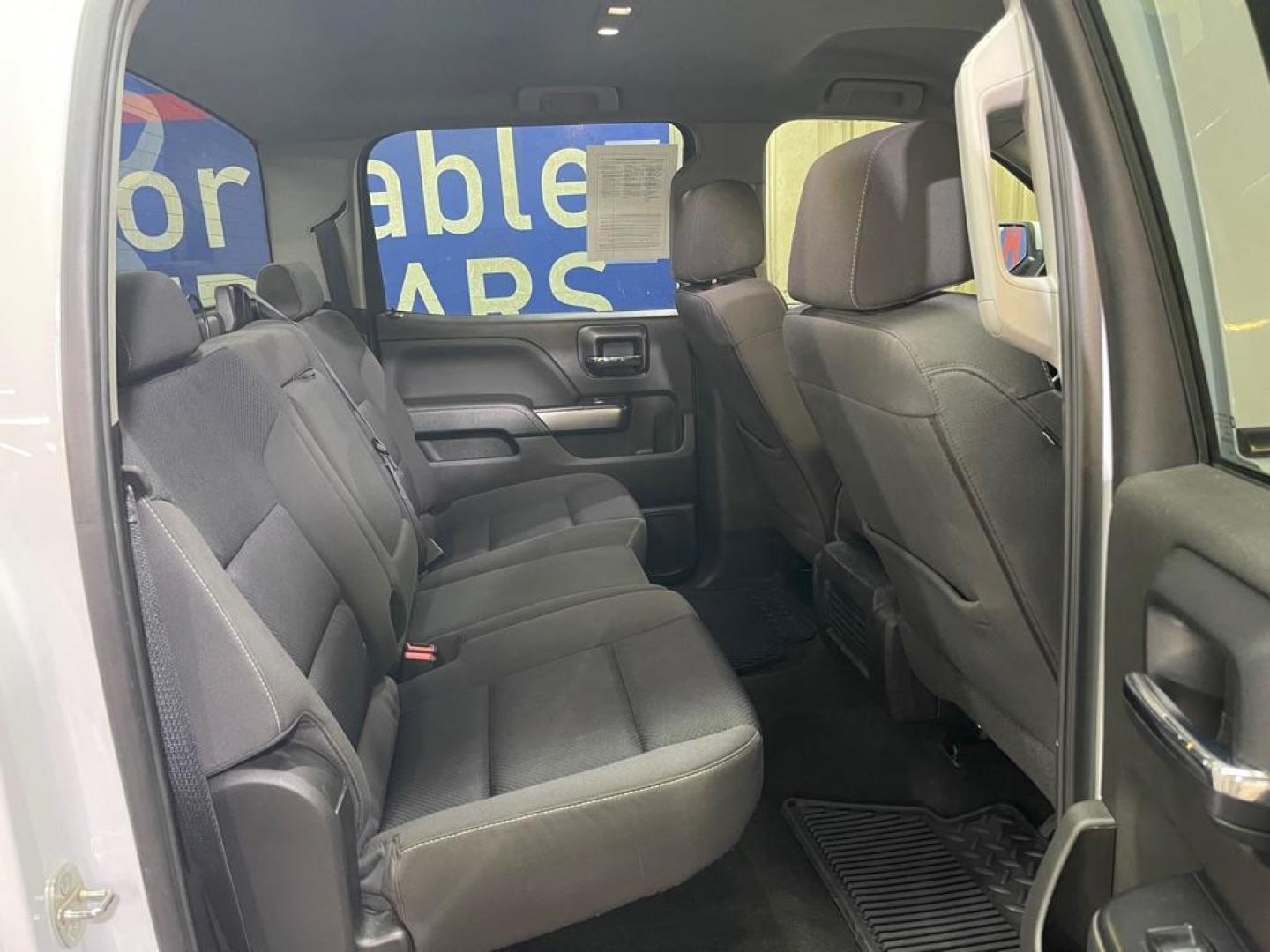 2018 WHITE CHEVROLET SILVERADO 1500 LT (3GCUKRERXJG) with an 5.3L engine, Automatic transmission, located at 2525 S. Cushman, Fairbanks, AK, 99701, (907) 452-5707, 64.824036, -147.712311 - Photo#4