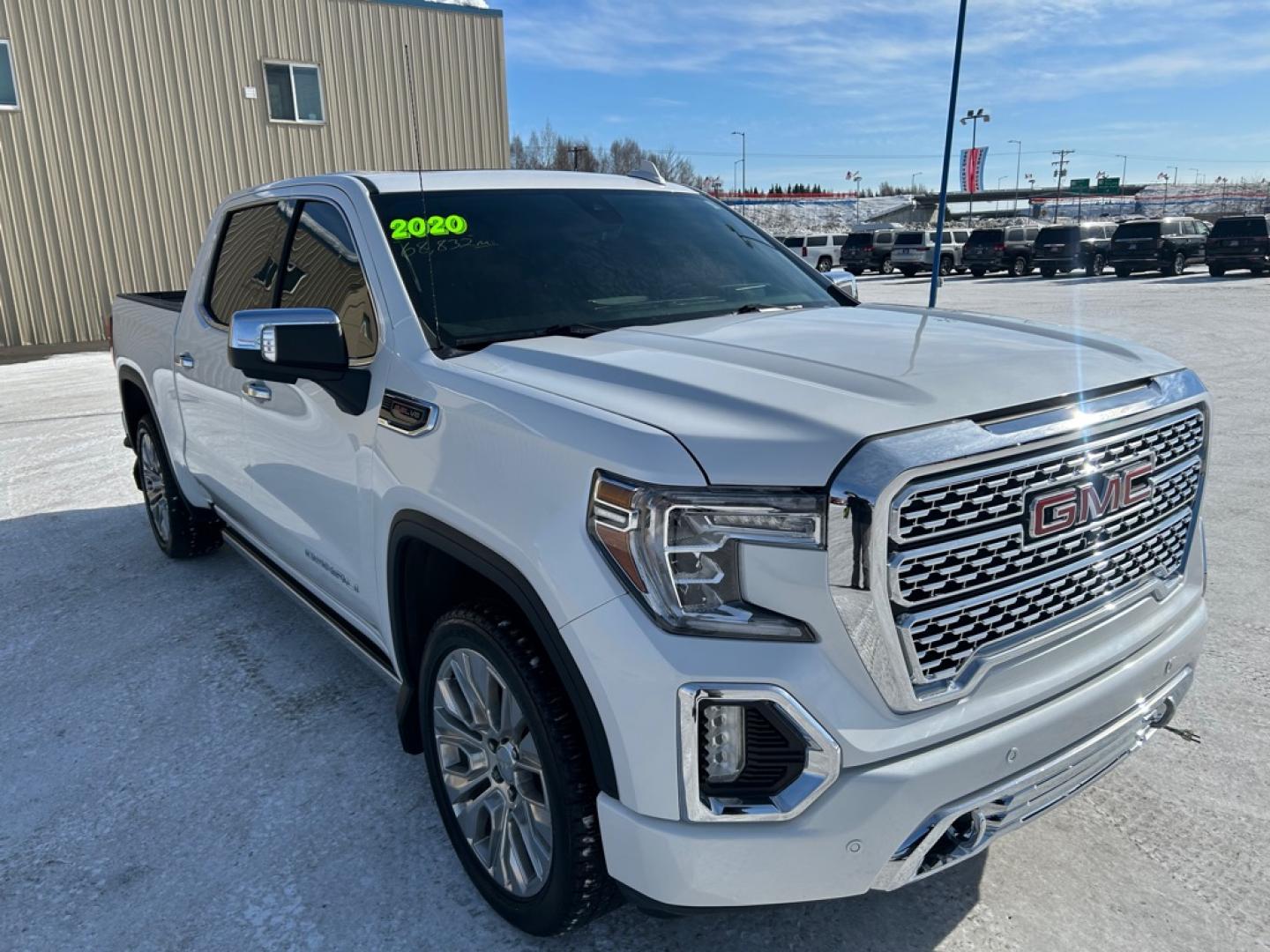 2020 WHITE GMC SIERRA DENALI 1500 DENALI (3GTU9FELXLG) with an 6.2L engine, Automatic transmission, located at 2525 S. Cushman, Fairbanks, AK, 99701, (907) 452-5707, 64.824036, -147.712311- Photo#1