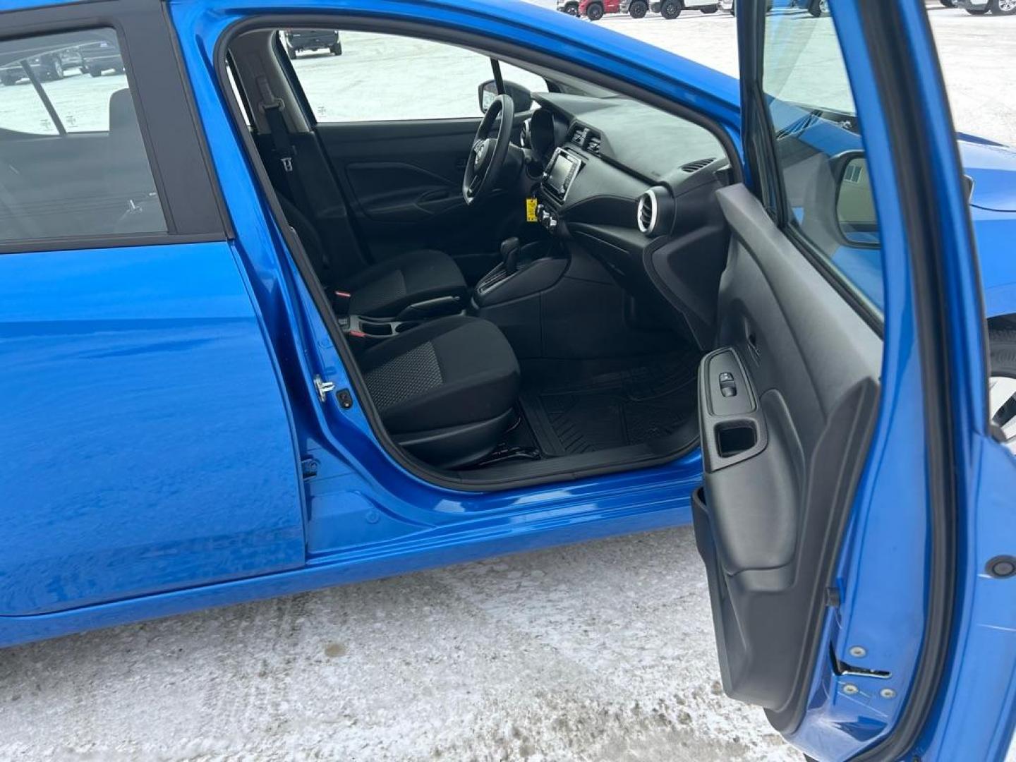 2023 BLUE NISSAN VERSA S (3N1CN8DVXPL) with an 1.6L engine, Continuously Variable transmission, located at 2525 S. Cushman, Fairbanks, AK, 99701, (907) 452-5707, 64.824036, -147.712311 - Photo#4
