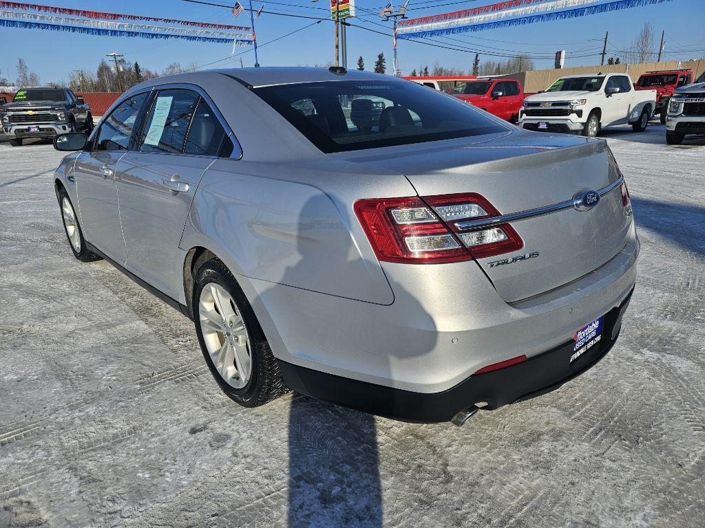 photo of 2015 FORD TAURUS SEL