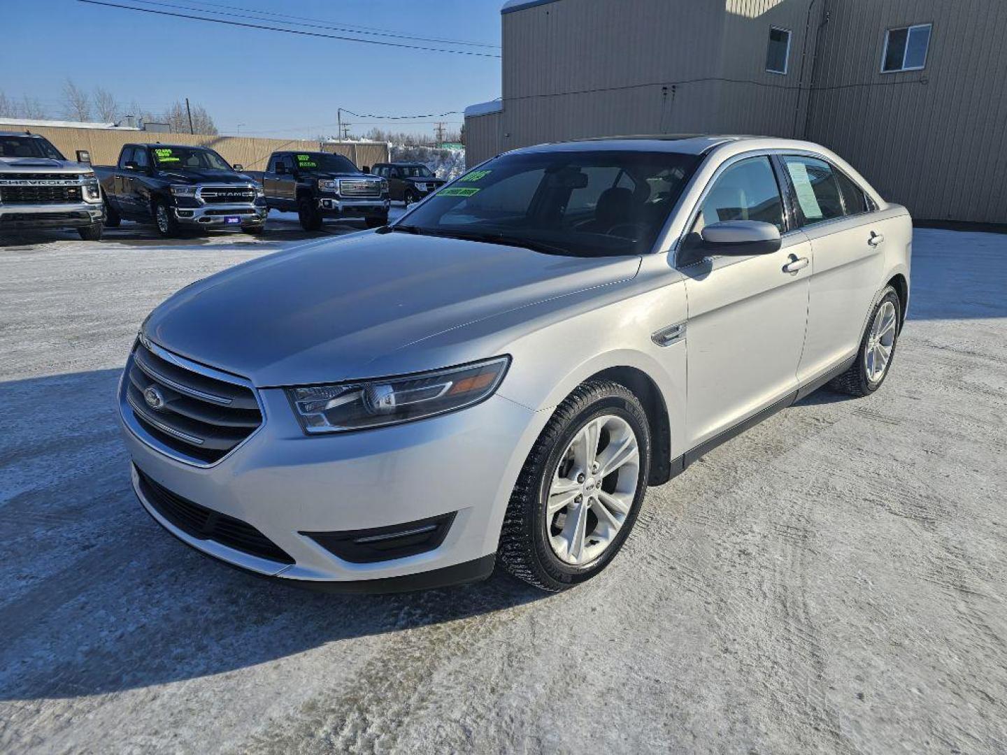 2015 SILVER FORD TAURUS SEL (1FAHP2H88FG) with an 3.5L engine, Automatic transmission, located at 2525 S. Cushman, Fairbanks, AK, 99701, (907) 452-5707, 64.824036, -147.712311 - Photo#1