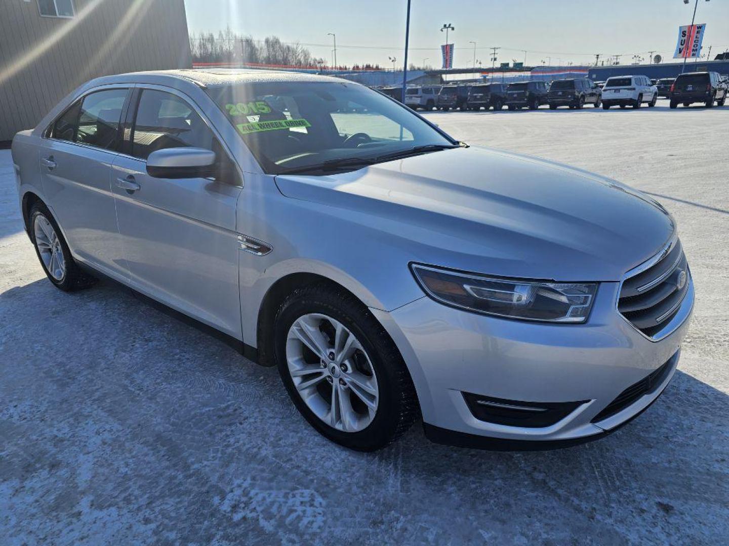 2015 SILVER FORD TAURUS SEL (1FAHP2H88FG) with an 3.5L engine, Automatic transmission, located at 2525 S. Cushman, Fairbanks, AK, 99701, (907) 452-5707, 64.824036, -147.712311 - Photo#3