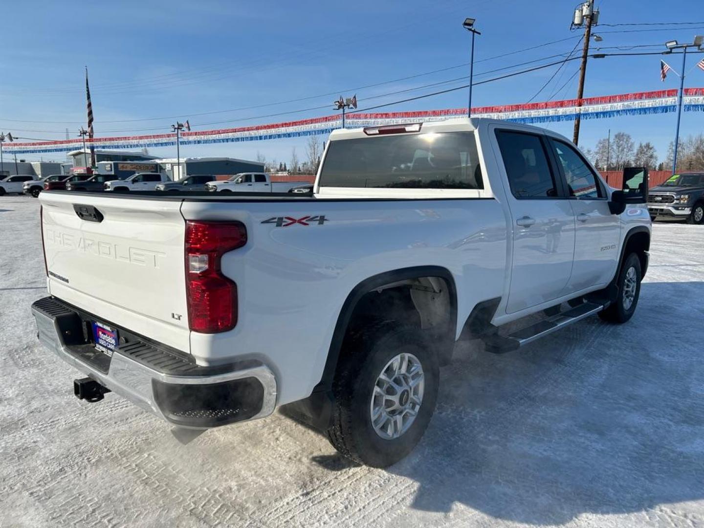 2024 WHITE CHEVROLET SILVERADO 2500 HEAVY DUTY LT (1GC4YNE74RF) with an 6.6L engine, Automatic transmission, located at 2525 S. Cushman, Fairbanks, AK, 99701, (907) 452-5707, 64.824036, -147.712311 - Photo#2