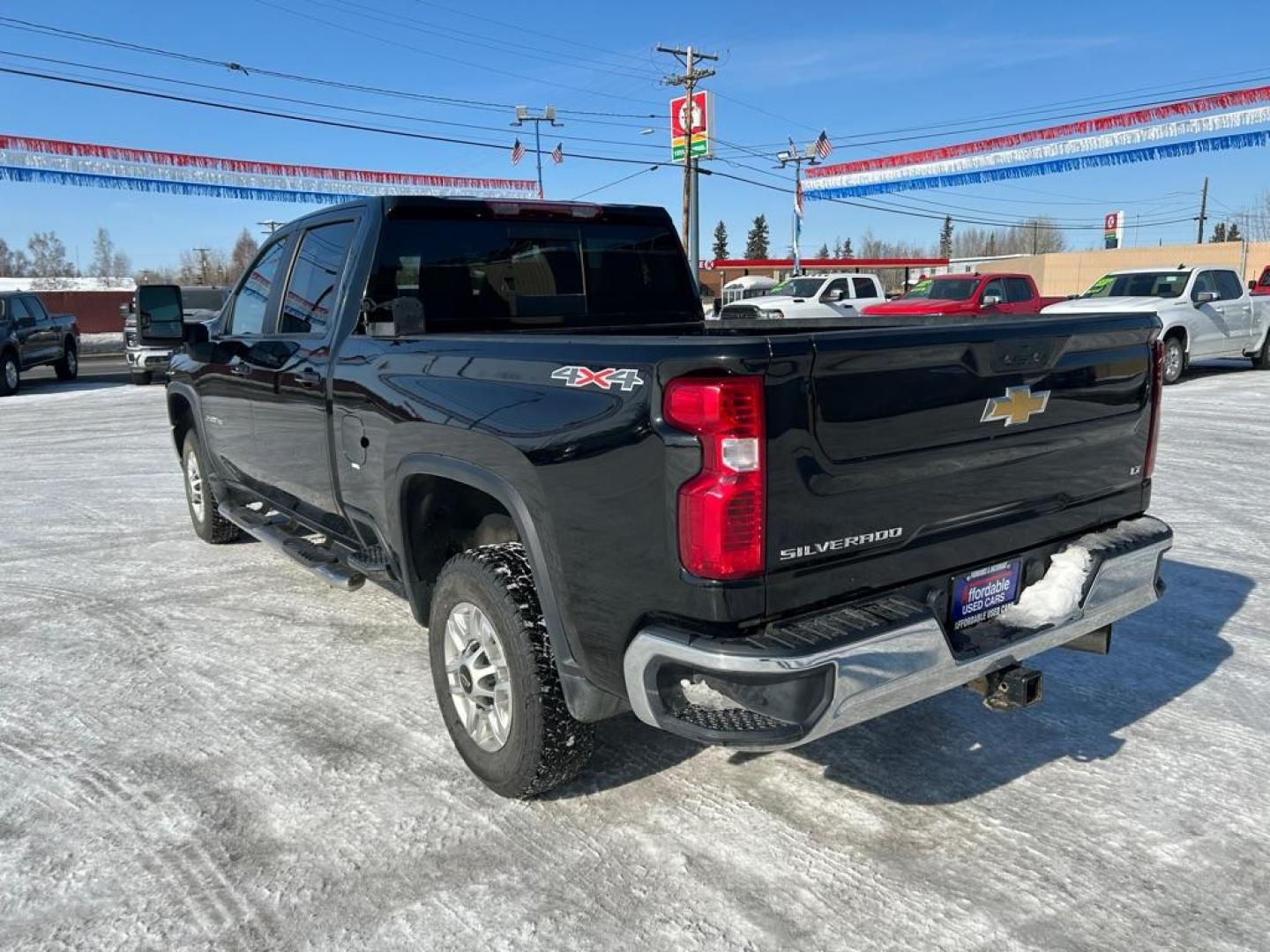 2023 BLACK CHEVROLET SILVERADO 2500 HEAVY DUTY LT (1GC4YNEY7PF) with an 6.6L engine, Automatic transmission, located at 2525 S. Cushman, Fairbanks, AK, 99701, (907) 452-5707, 64.824036, -147.712311 - Photo#3