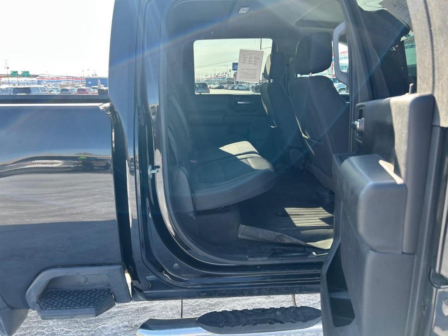 2023 BLACK CHEVROLET SILVERADO 2500 HEAVY DUTY LT (1GC4YNEY7PF) with an 6.6L engine, Automatic transmission, located at 2525 S. Cushman, Fairbanks, AK, 99701, (907) 452-5707, 64.824036, -147.712311 - Photo#5