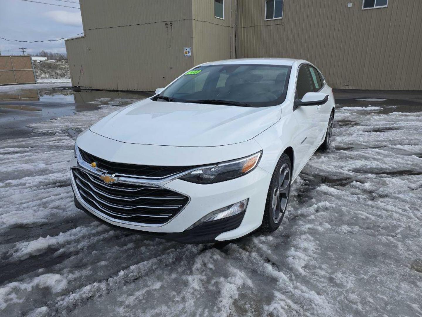 2023 WHITE CHEVROLET MALIBU LT (1G1ZD5ST6PF) with an 1.5L engine, Continuously Variable transmission, located at 2525 S. Cushman, Fairbanks, AK, 99701, (907) 452-5707, 64.824036, -147.712311 - Photo#1