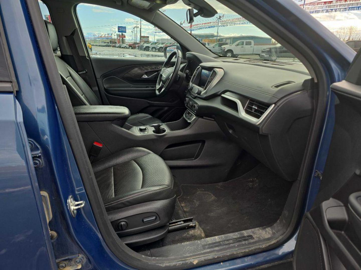 2024 BLUE GMC TERRAIN SLT (3GKALVEGXRL) with an 1.5L engine, Automatic transmission, located at 2525 S. Cushman, Fairbanks, AK, 99701, (907) 452-5707, 64.824036, -147.712311 - Photo#1