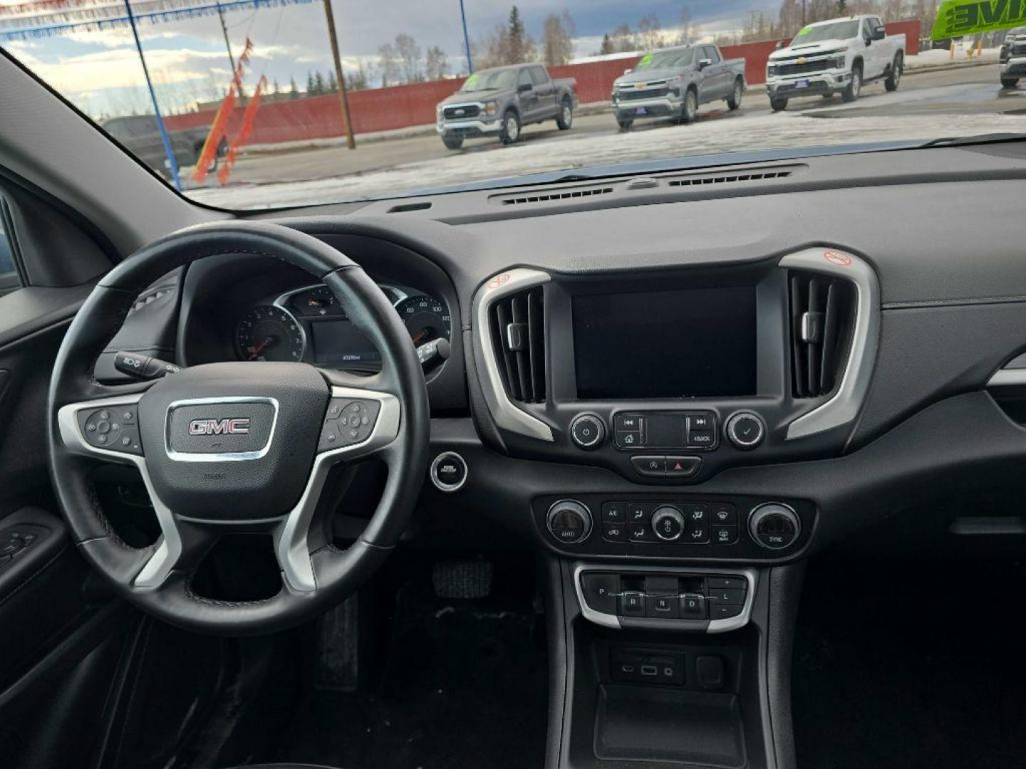 2024 BLUE GMC TERRAIN SLT (3GKALVEGXRL) with an 1.5L engine, Automatic transmission, located at 2525 S. Cushman, Fairbanks, AK, 99701, (907) 452-5707, 64.824036, -147.712311 - Photo#5