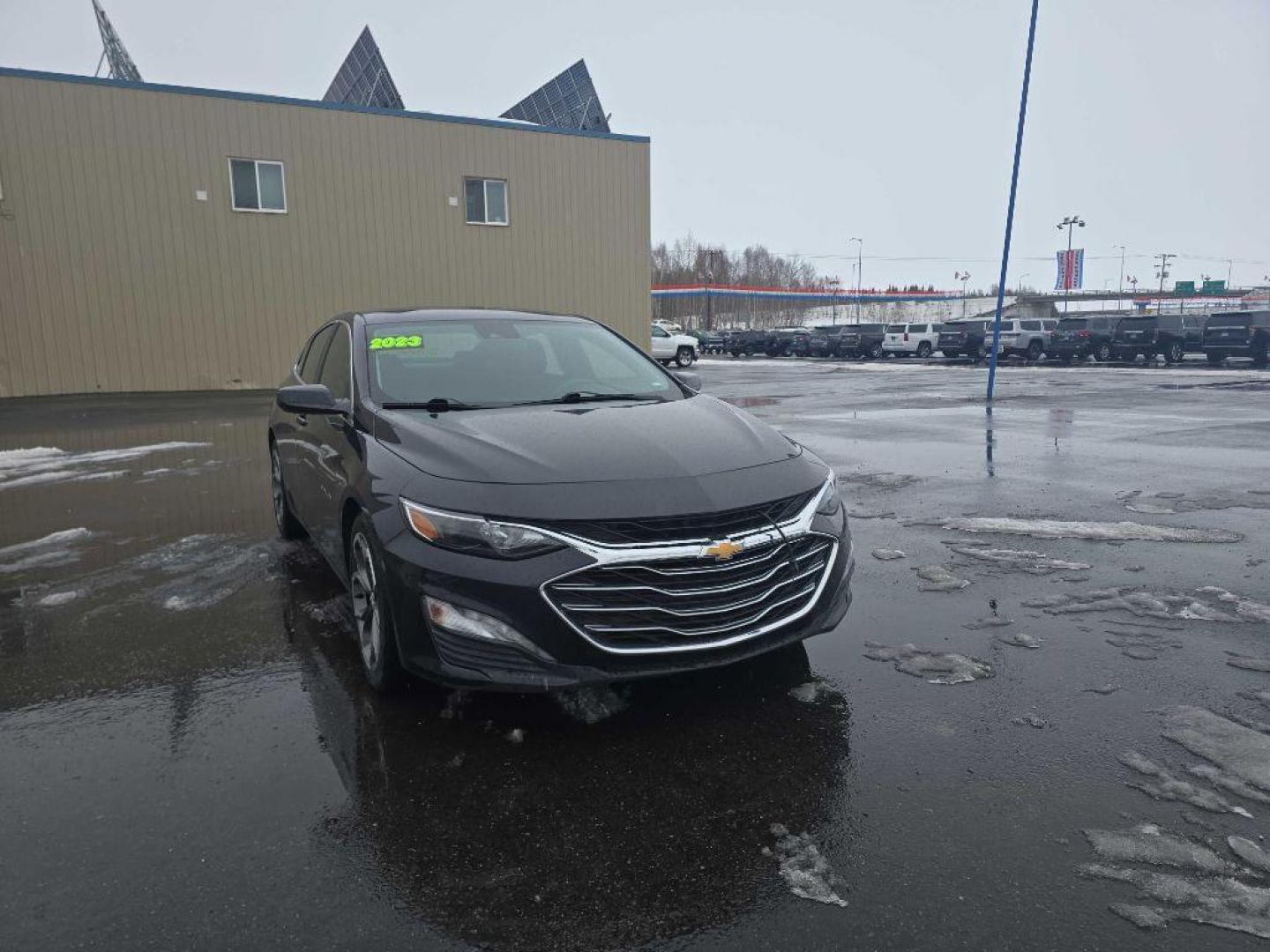 2023 BLUE CHEVROLET MALIBU LT (1G1ZD5ST9PF) with an 1.5L engine, Continuously Variable transmission, located at 2525 S. Cushman, Fairbanks, AK, 99701, (907) 452-5707, 64.824036, -147.712311 - Photo#4