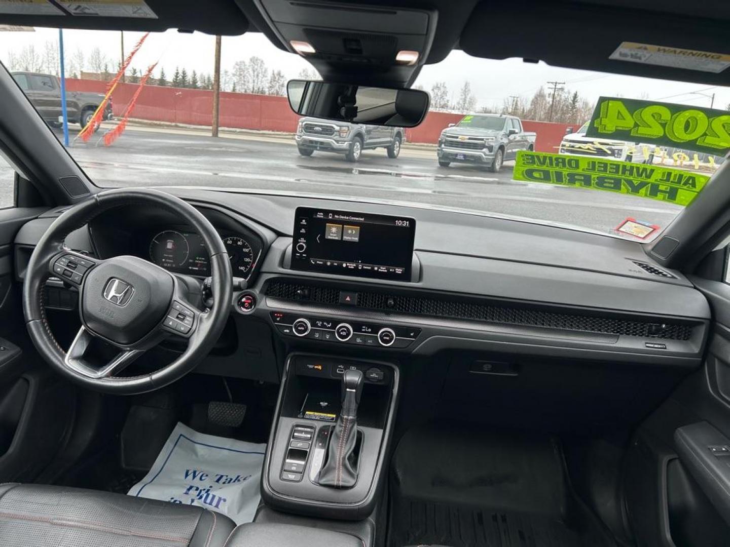 2024 WHITE HONDA CR-V SPORT-L (7FARS6H87RE) with an 2.0L engine, Continuously Variable transmission, located at 2525 S. Cushman, Fairbanks, AK, 99701, (907) 452-5707, 64.824036, -147.712311 - Photo#6