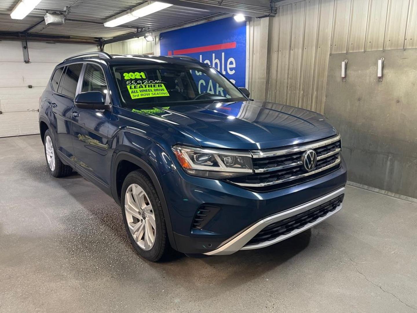 2021 BLUE VOLKSWAGEN ATLAS SE (1V2HR2CA1MC) with an 3.6L engine, Automatic transmission, located at 2525 S. Cushman, Fairbanks, AK, 99701, (907) 452-5707, 64.824036, -147.712311 - Photo#0