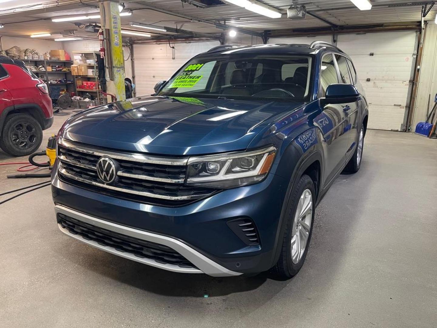 2021 BLUE VOLKSWAGEN ATLAS SE (1V2HR2CA1MC) with an 3.6L engine, Automatic transmission, located at 2525 S. Cushman, Fairbanks, AK, 99701, (907) 452-5707, 64.824036, -147.712311 - Photo#1
