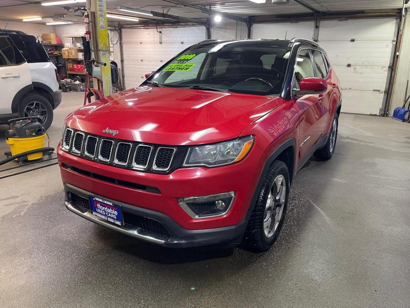 2019 RED JEEP COMPASS LIMITED (3C4NJDCB6KT) with an 2.4L engine, Automatic transmission, located at 2525 S. Cushman, Fairbanks, AK, 99701, (907) 452-5707, 64.824036, -147.712311 - Photo#1