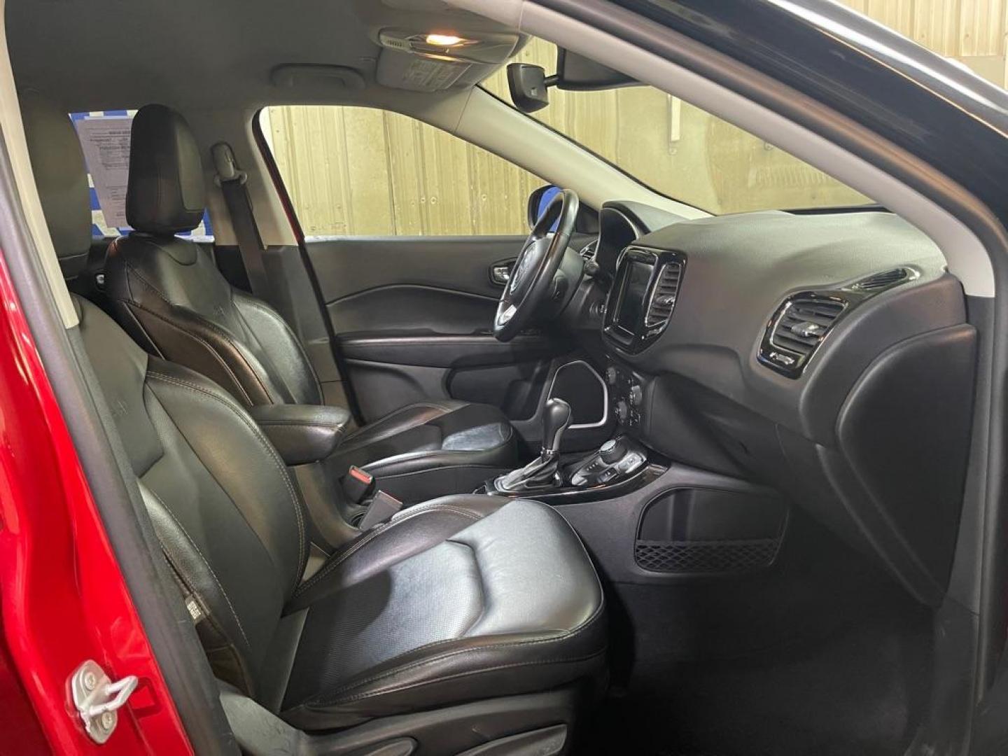 2019 RED JEEP COMPASS LIMITED (3C4NJDCB6KT) with an 2.4L engine, Automatic transmission, located at 2525 S. Cushman, Fairbanks, AK, 99701, (907) 452-5707, 64.824036, -147.712311 - Photo#3