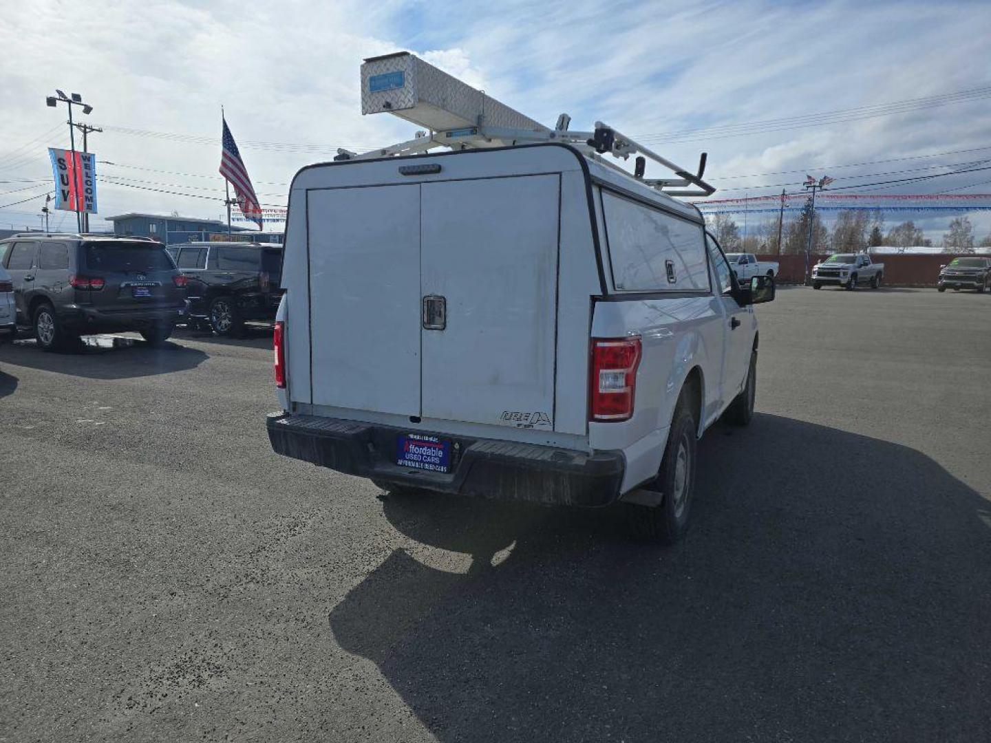 2019 WHITE FORD F150 XL (1FTMF1EB1KK) with an 3.3L engine, Automatic transmission, located at 2525 S. Cushman, Fairbanks, AK, 99701, (907) 452-5707, 64.824036, -147.712311 - Photo#3