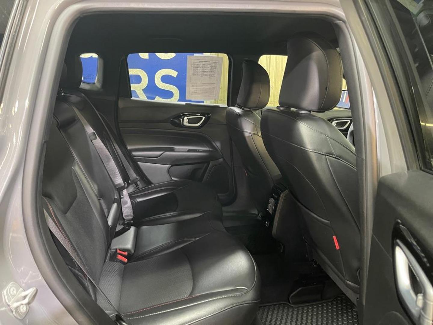 2023 GRAY JEEP COMPASS TRAILHAWK (3C4NJDDN2PT) with an 2.0L engine, Automatic transmission, located at 2525 S. Cushman, Fairbanks, AK, 99701, (907) 452-5707, 64.824036, -147.712311 - Photo#4