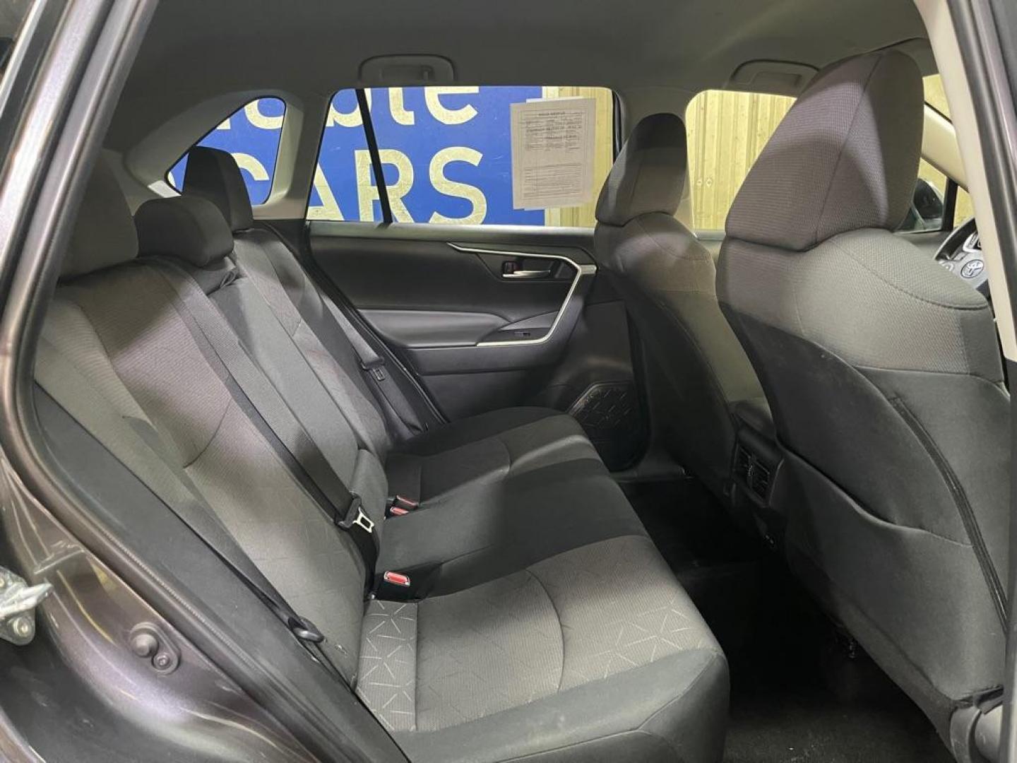 2024 GRAY TOYOTA RAV4 XLE (2T3P1RFV5RW) with an 2.5L engine, Automatic transmission, located at 2525 S. Cushman, Fairbanks, AK, 99701, (907) 452-5707, 64.824036, -147.712311 - Photo#4