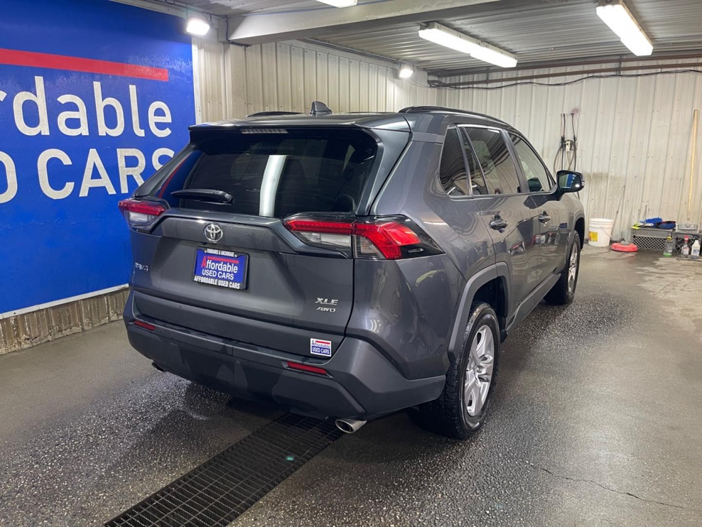 2024 GRAY TOYOTA RAV4 XLE XLE (2T3P1RFV5RW) with an 2.5L engine, Automatic transmission, located at 2525 S. Cushman, Fairbanks, AK, 99701, (907) 452-5707, 64.824036, -147.712311- Photo#2