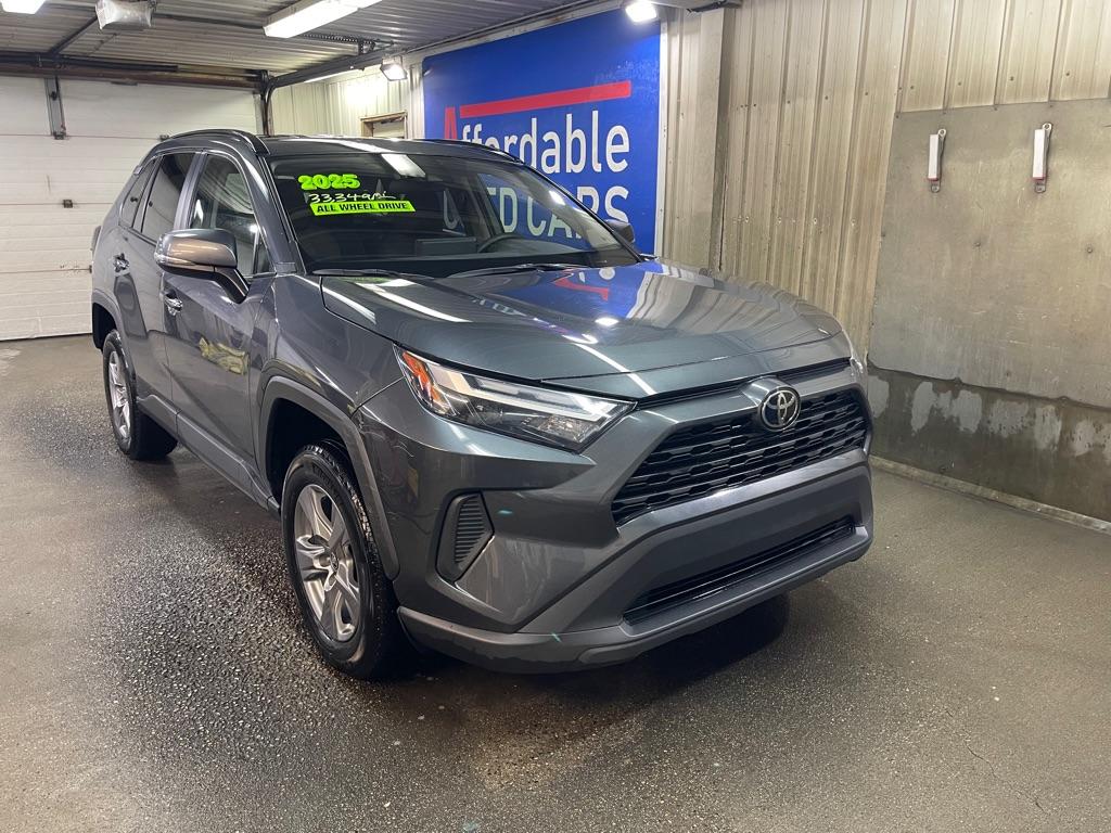 photo of 2025 TOYOTA RAV4 XLE