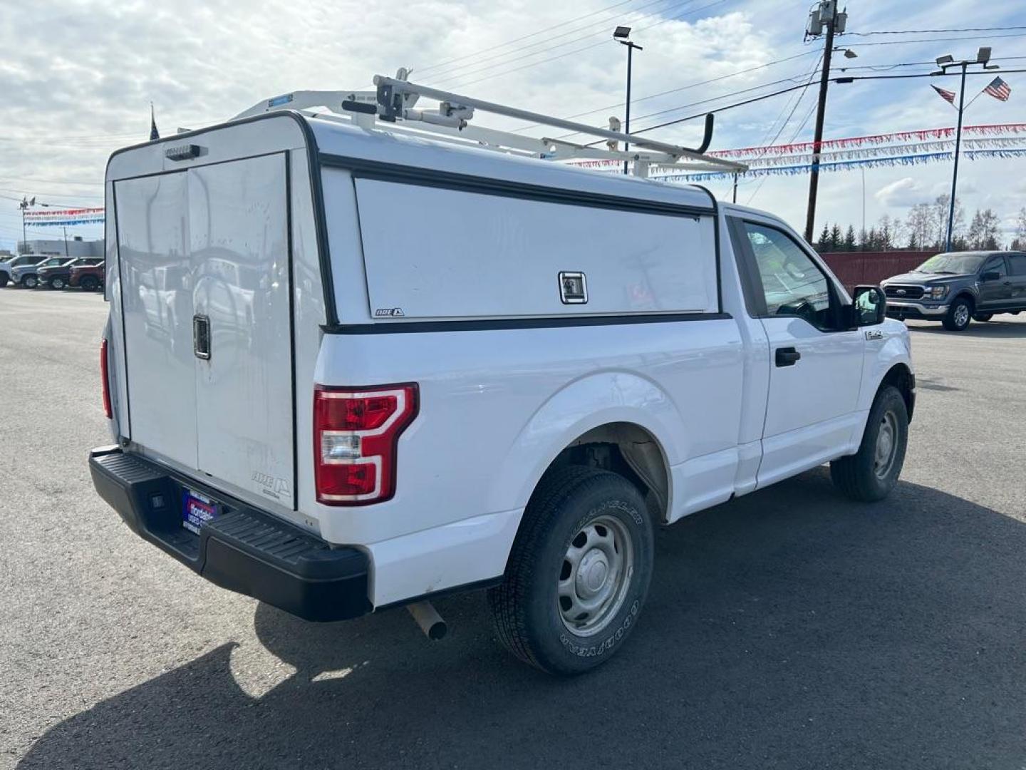 2018 WHITE FORD F150 XL (1FTMF1EB6JK) with an 3.3L engine, Automatic transmission, located at 2525 S. Cushman, Fairbanks, AK, 99701, (907) 452-5707, 64.824036, -147.712311 - Photo#2