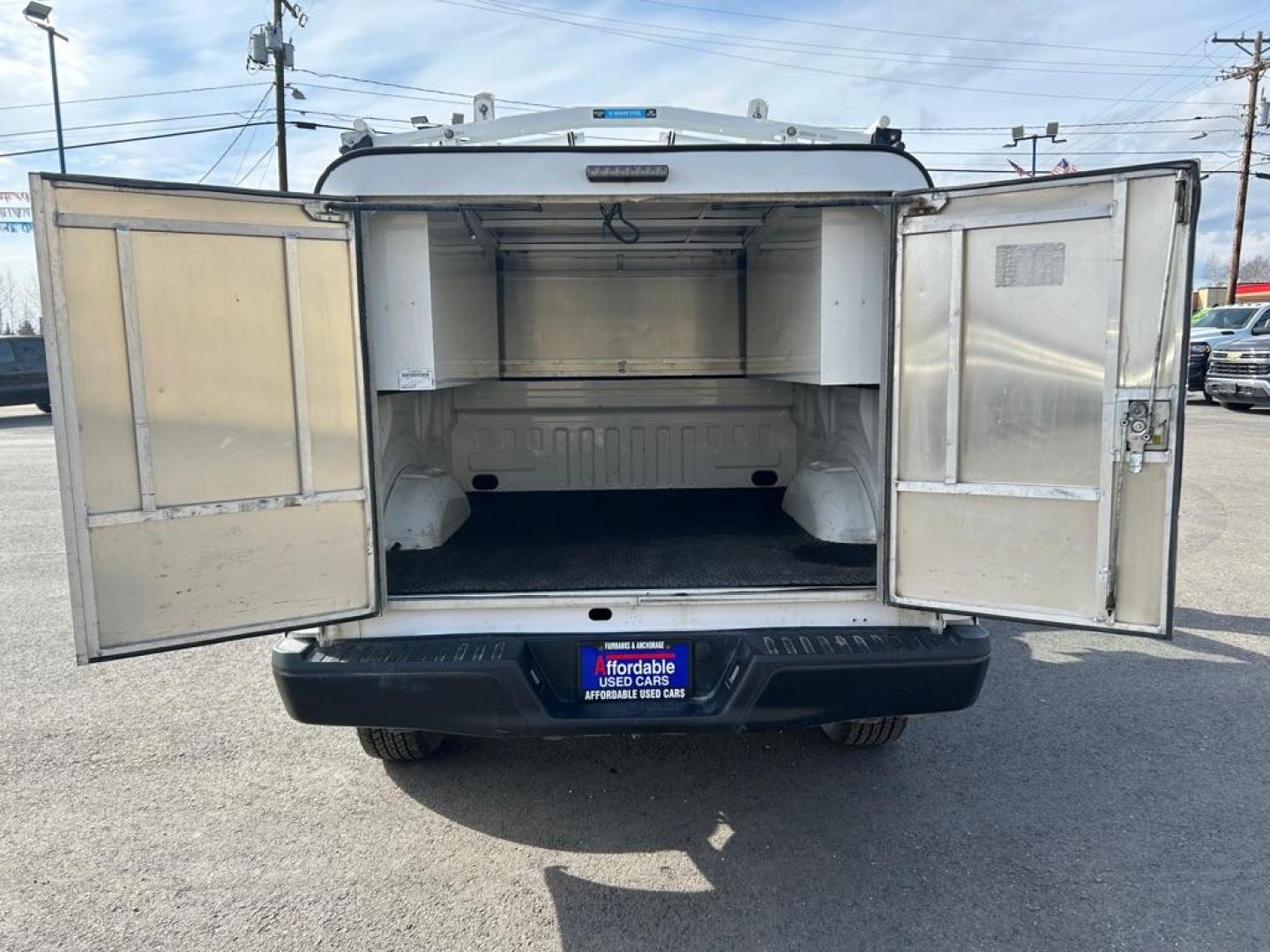 2018 WHITE FORD F150 XL (1FTMF1EB6JK) with an 3.3L engine, Automatic transmission, located at 2525 S. Cushman, Fairbanks, AK, 99701, (907) 452-5707, 64.824036, -147.712311 - Photo#6