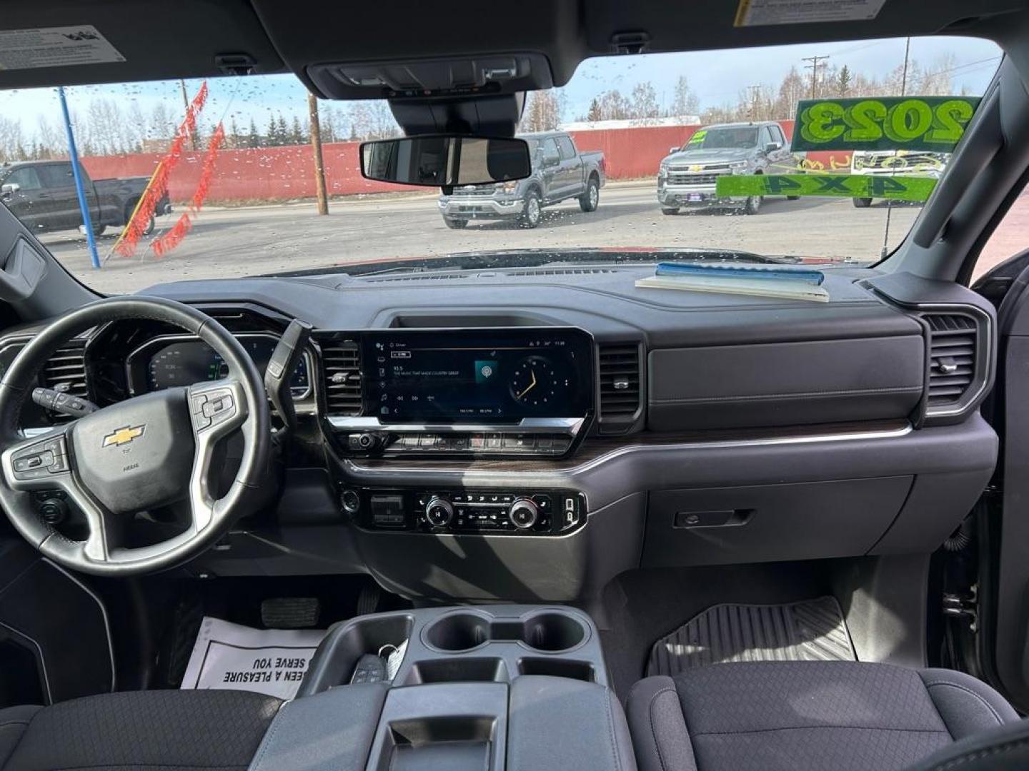 2023 BLACK CHEVROLET SILVERADO 1500 LT (3GCUDDED9PG) with an 5.3L engine, Automatic transmission, located at 2525 S. Cushman, Fairbanks, AK, 99701, (907) 452-5707, 64.824036, -147.712311 - Photo#6
