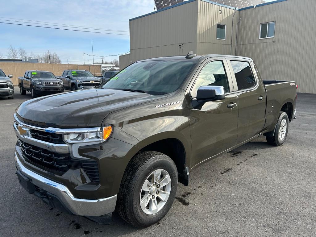 photo of 2023 CHEVROLET SILVERADO 1500 LT