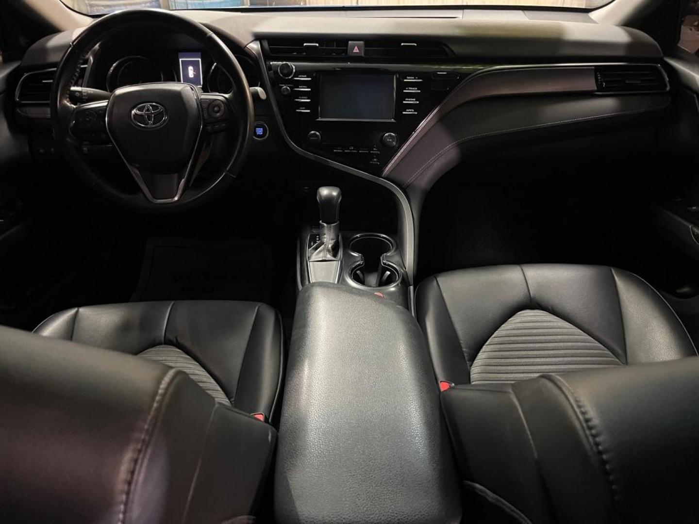 2019 BLUE TOYOTA CAMRY SE (4T1B11HK4KU) with an 2.5L engine, Automatic transmission, located at 2525 S. Cushman, Fairbanks, AK, 99701, (907) 452-5707, 64.824036, -147.712311 - Photo#5